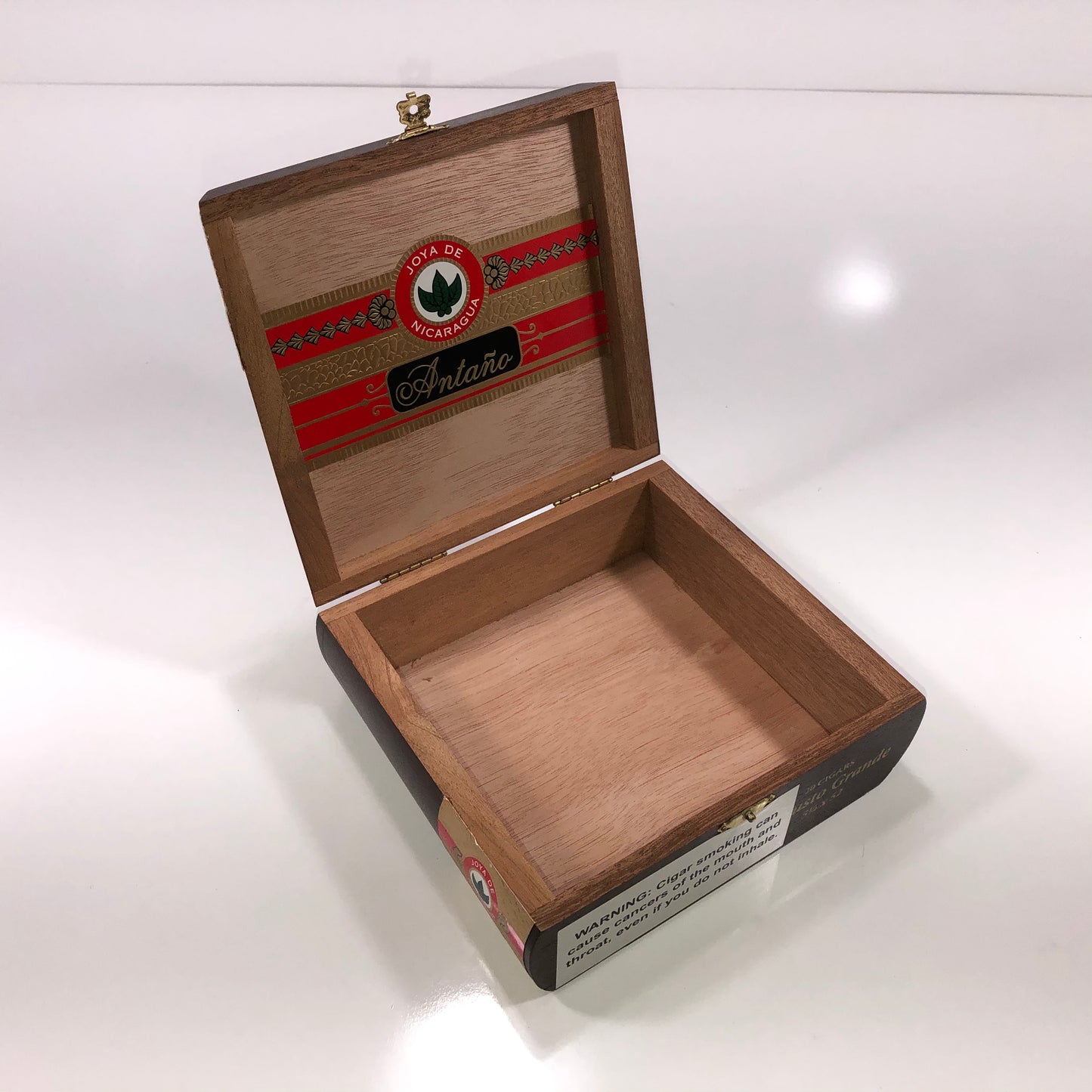 Joya De Nicaragua Robusto Grande Empty Wooden Cigar Box 6.75x6.25x2.5