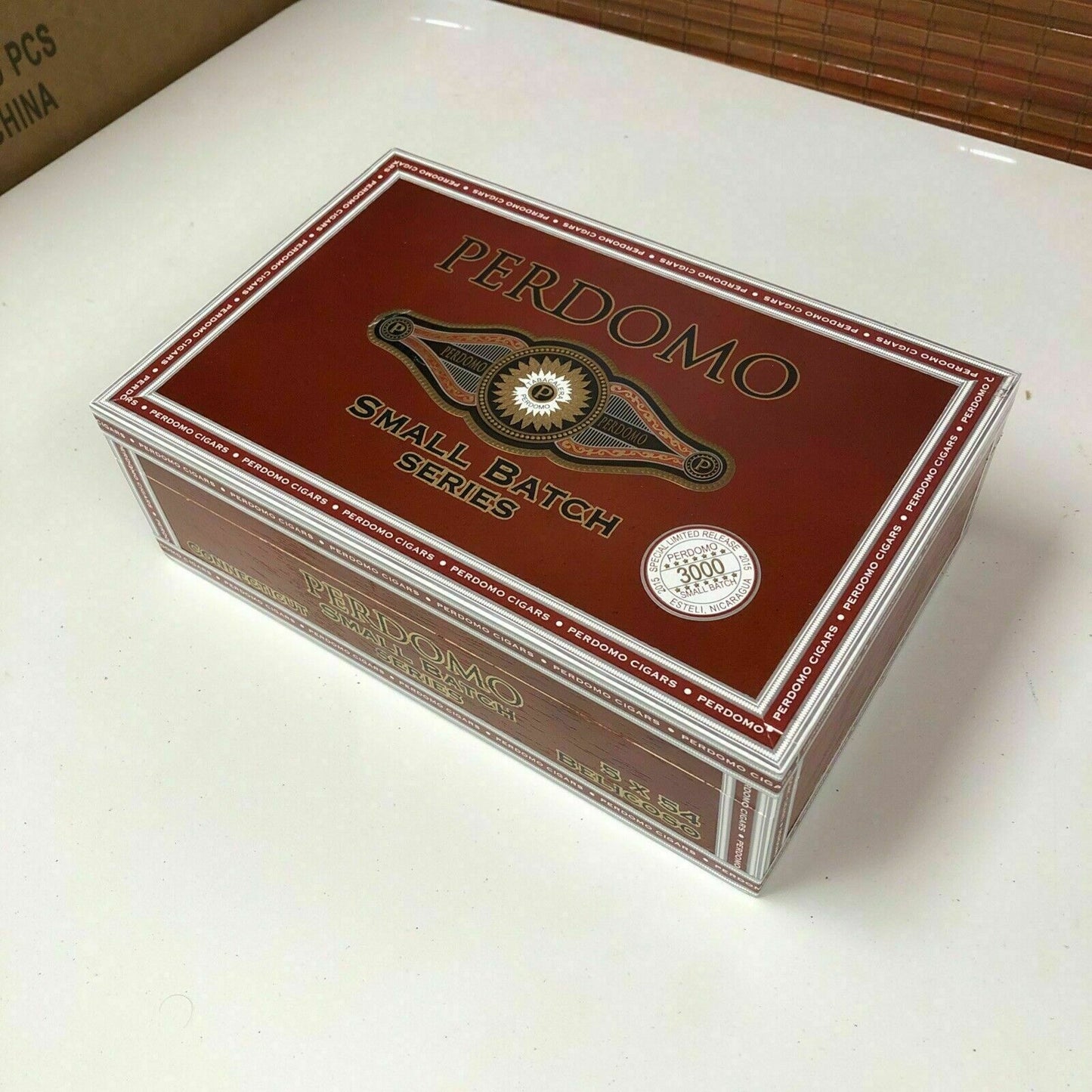 Perdomo Small Batch Series Connecticut Belicoso Empty Wooden Cigar Box 9x6x3