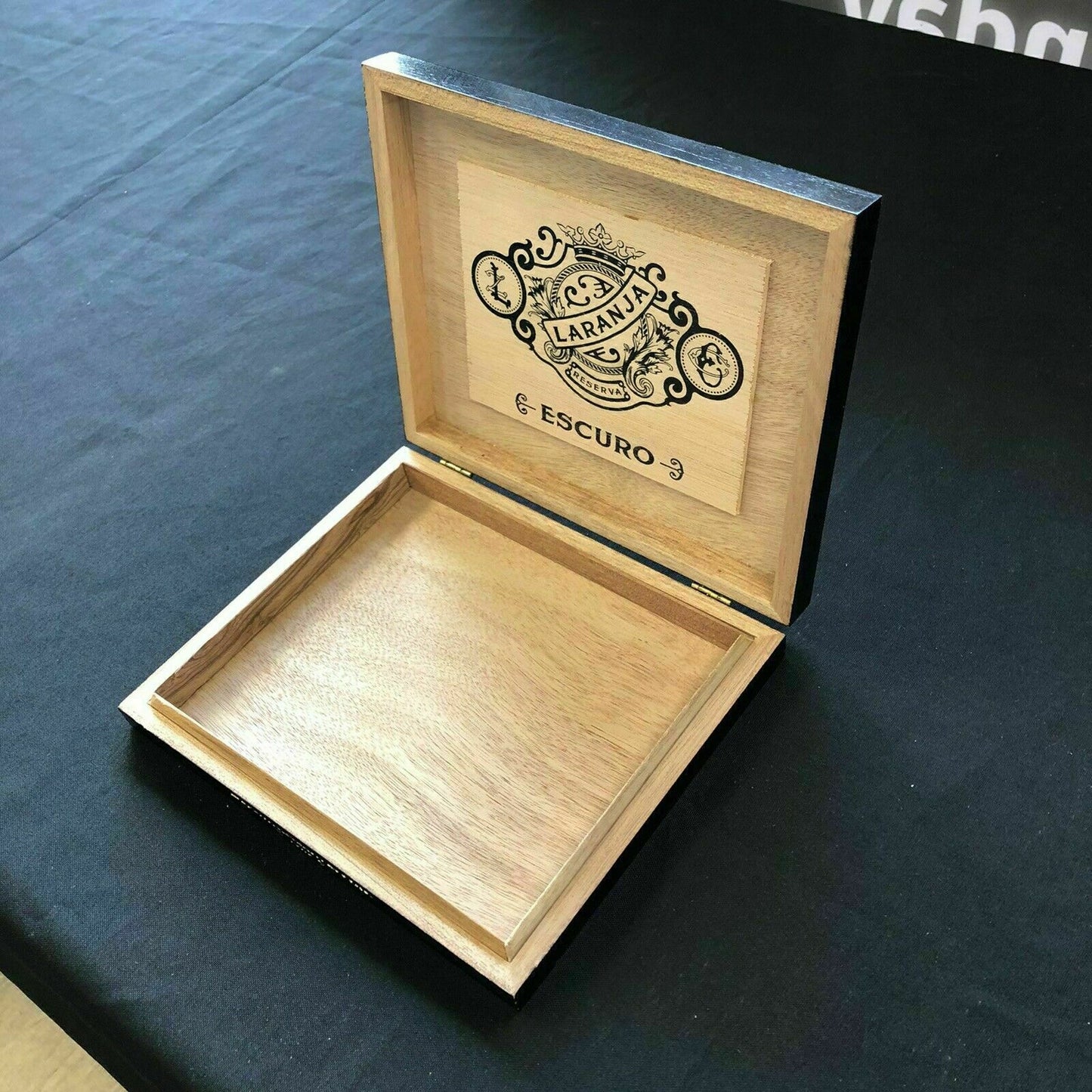 Espinosa Laranja Escuro Robusto Extra Empty Wooden Cigar Box 9x7x1.25