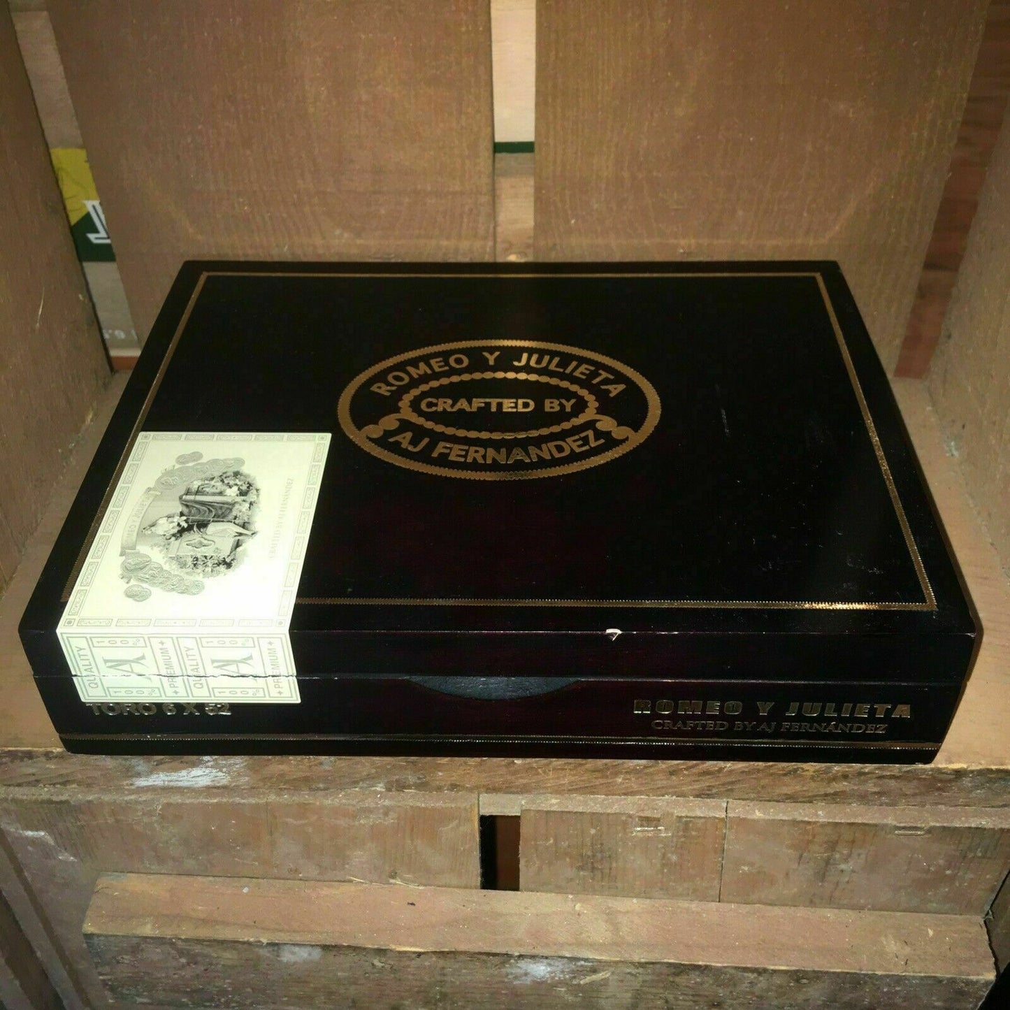 Romeo Y Julieta By Aj Fernandez Robusto Empty Wooden Cigar Box 9x6x2