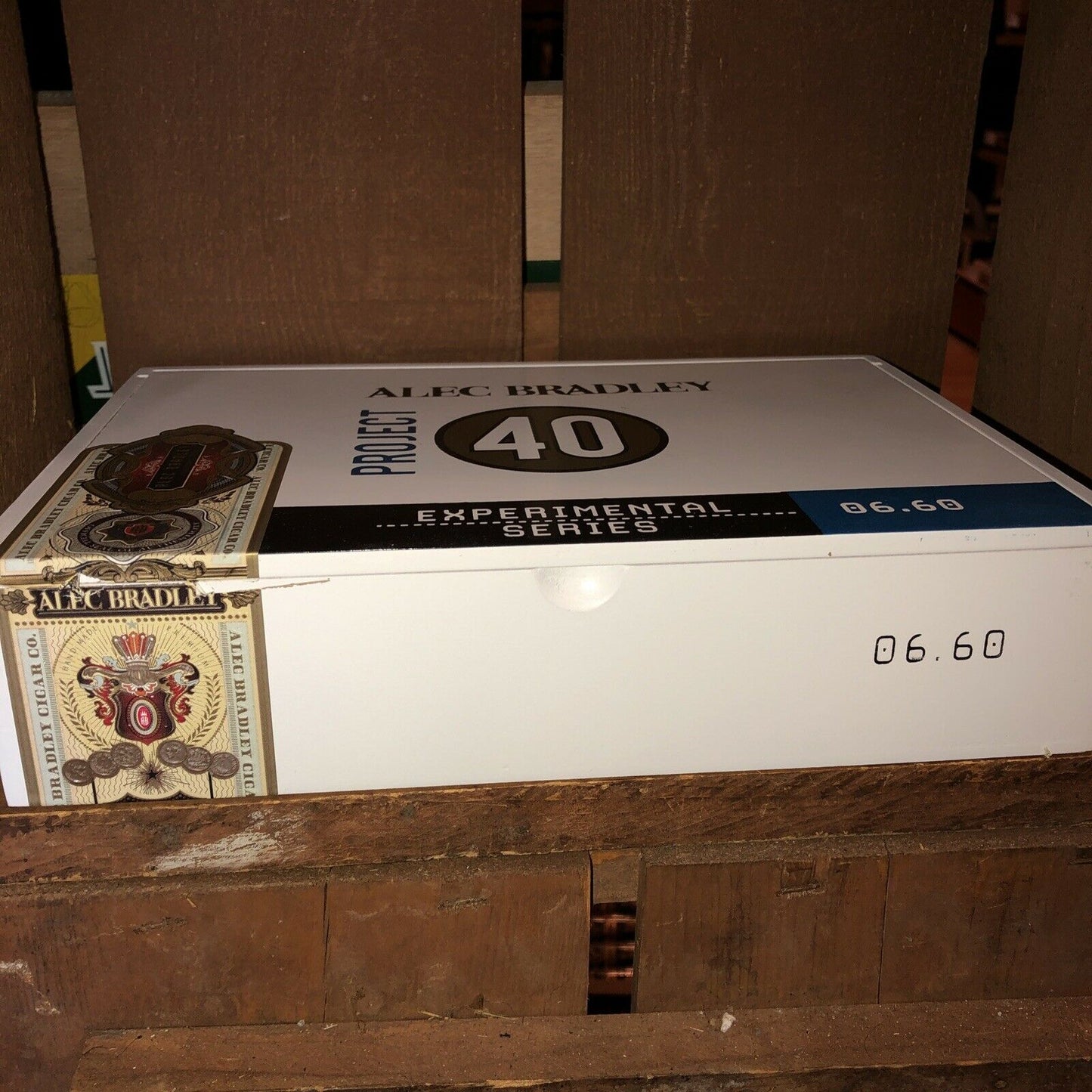 Alec Bradley Project 40 Gordo Empty Wooden Cigar Box 10x7x2.5