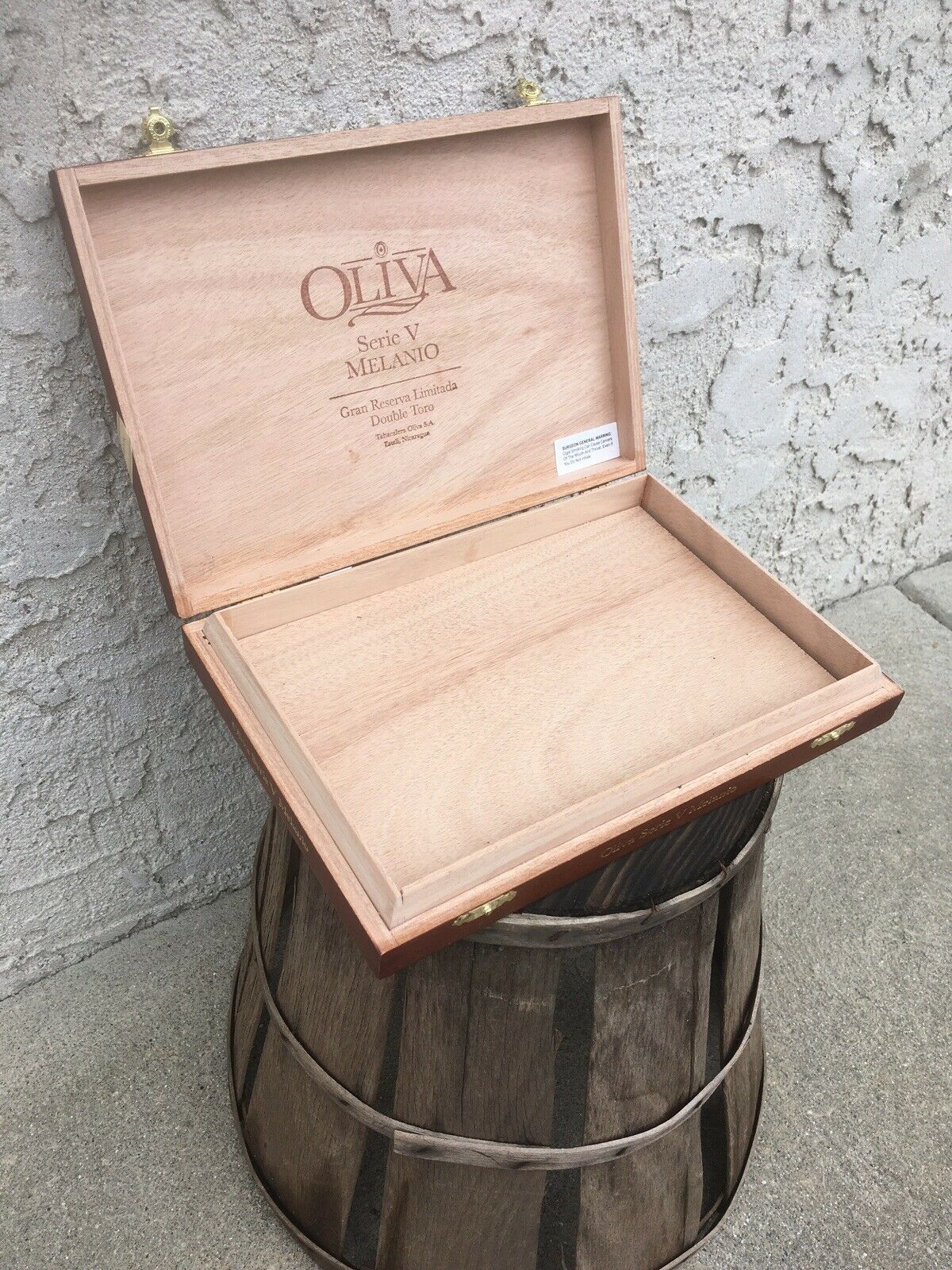 Oliva Serie V Melanio Double Toro Empty Wooden Cigar Box 10.5x7x1.5