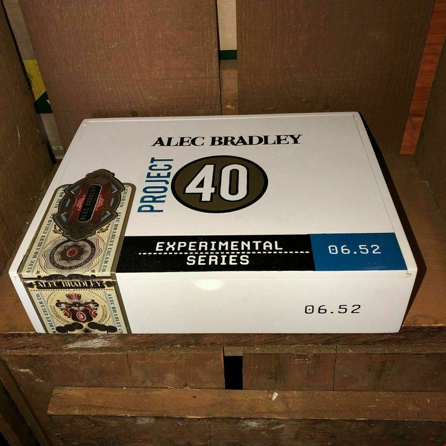 Alec Bradley Project 40 Toro Empty Wooden Cigar Box 8.5x6.75x2