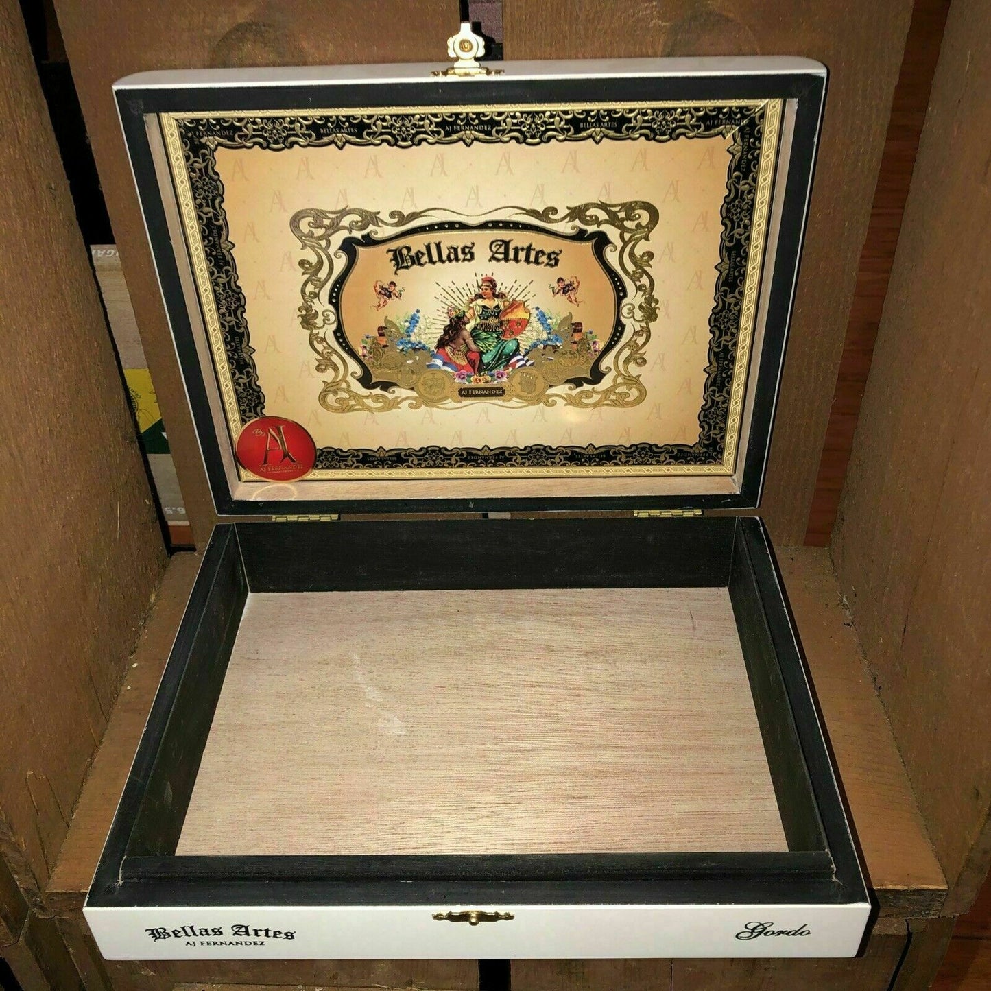 Aj Fernandez Bellas Artes Toro Empty Wooden Cigar Box 9x7x2