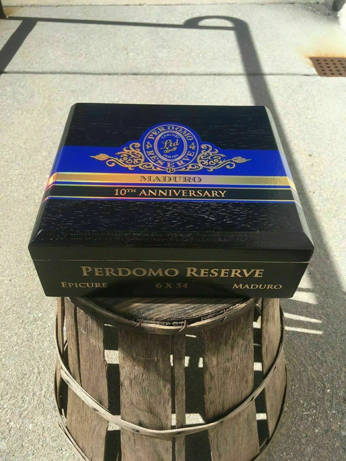 Perdomo 10th Anniversary Maduro Epicure Empty Wooden Cigar Box 8x7.5x3