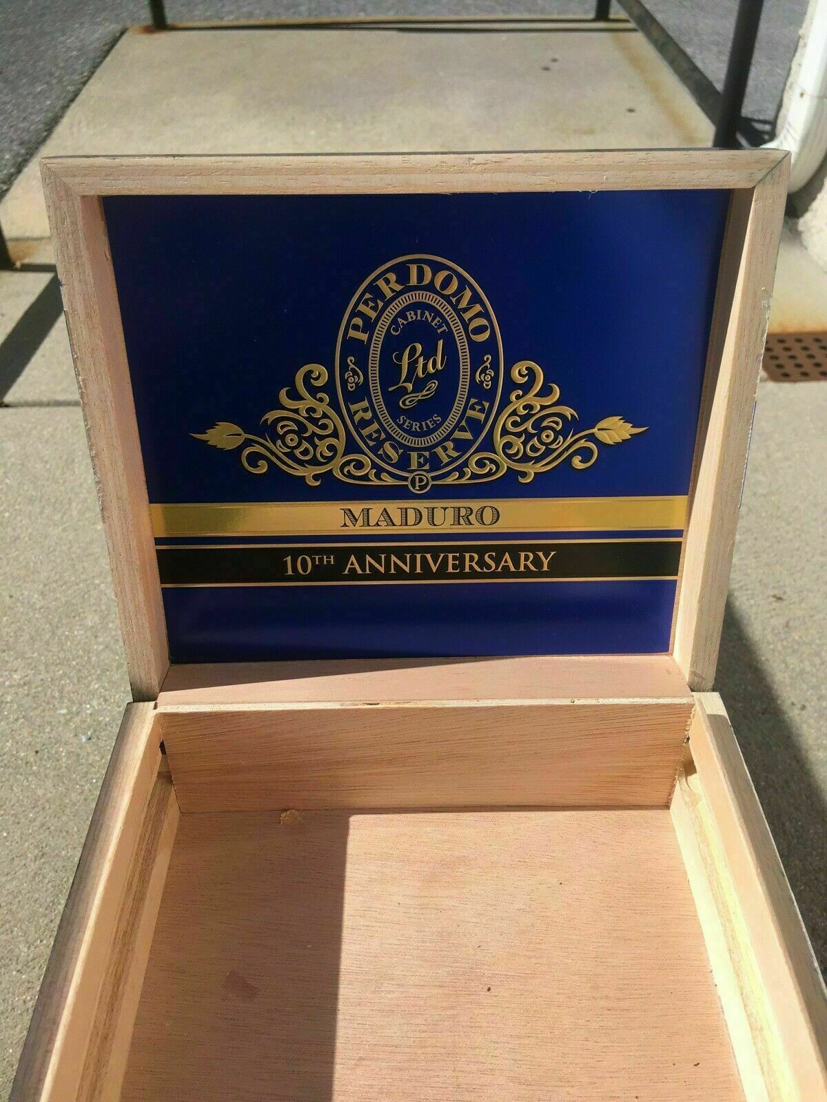 Perdomo 10th Anniversary Maduro Epicure Empty Wooden Cigar Box 8x7.5x3