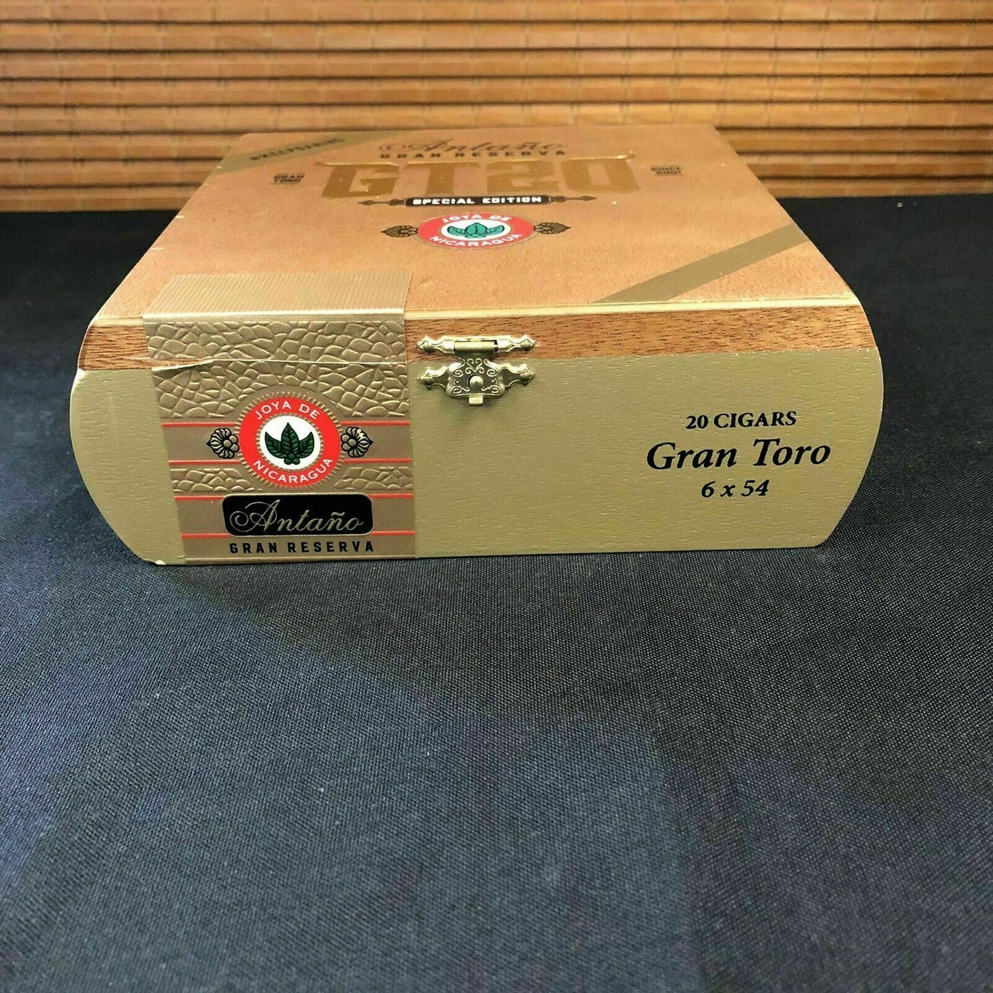 Joya De Nicaragua Antano GT20 Gran Toro Empty Wooden Cigar Box 7x7x2