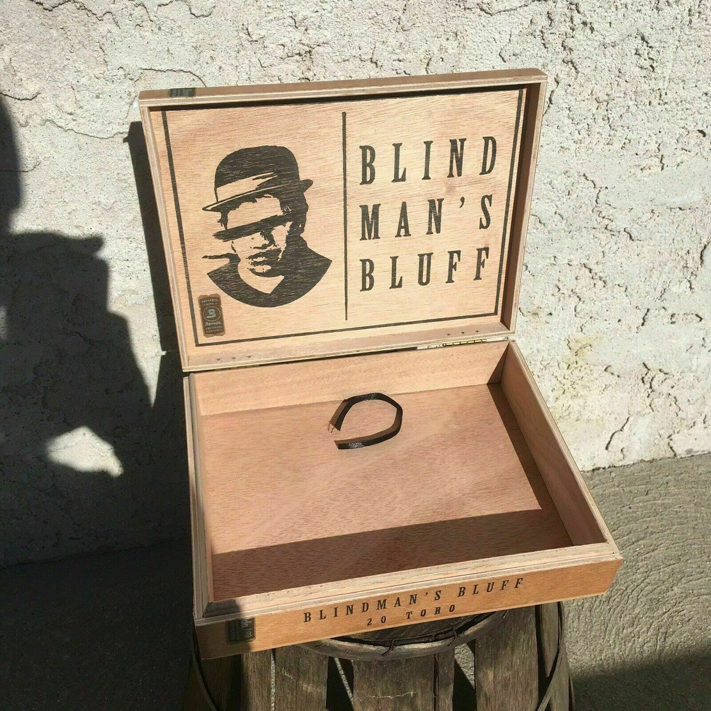 Blind Man’s Bluff Magnum Empty Wooden Cigar Box 10.25x7x2.25