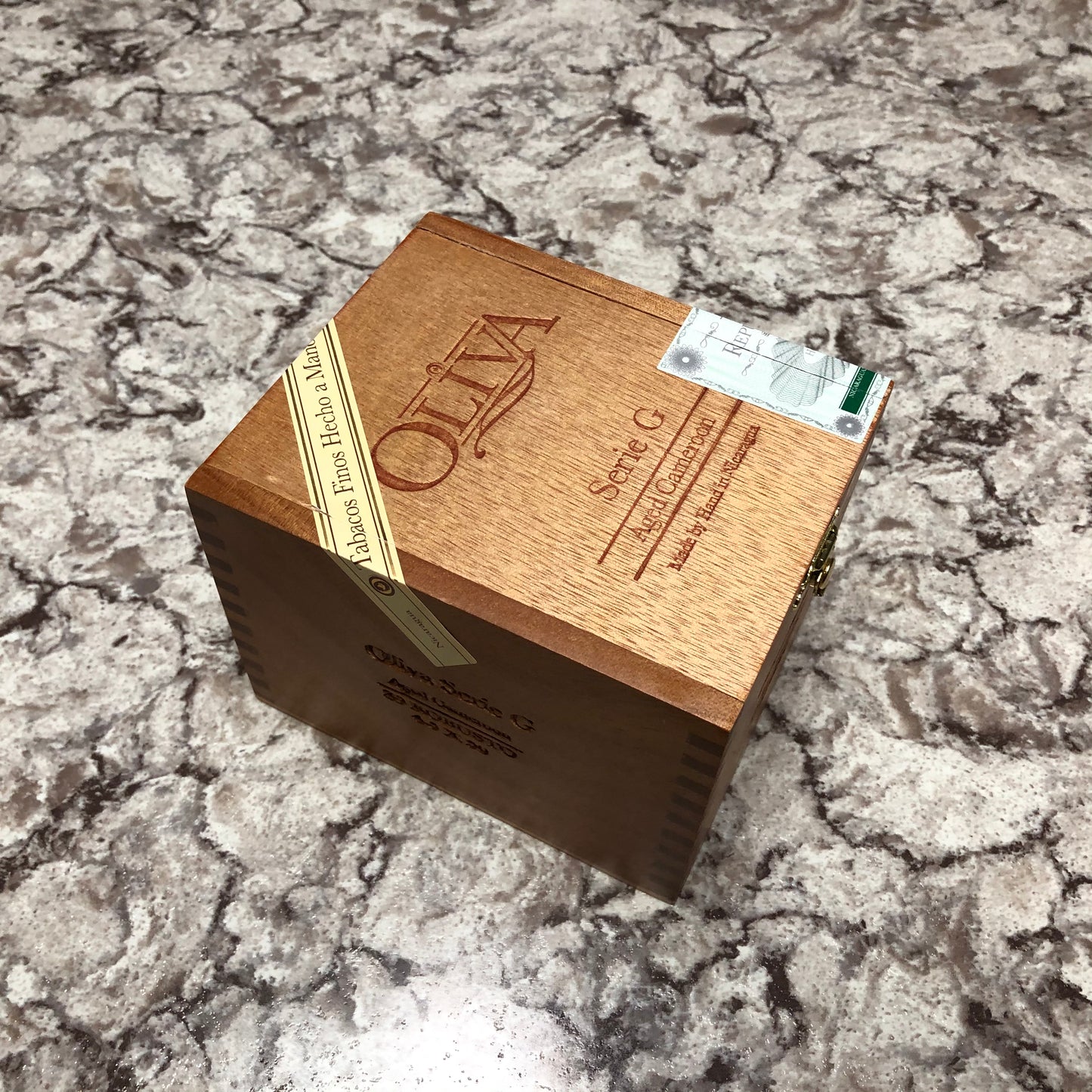 Oliva Serie G Robusto Empty Wooden Cigar Box 4.5x5.25x4