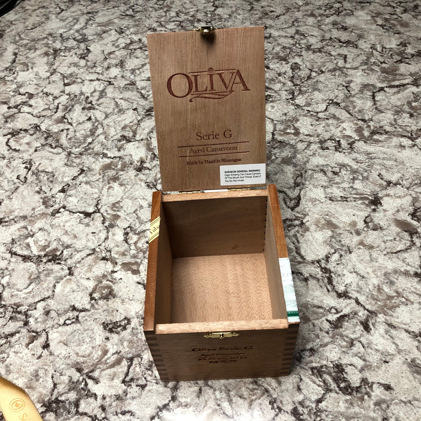 Oliva Serie G Robusto Empty Wooden Cigar Box 4.5x5.25x4