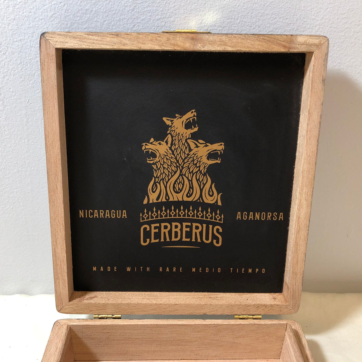 Cerberus Lonsdale Empty Wooden Cigar Box 6.5x7.25x1.75