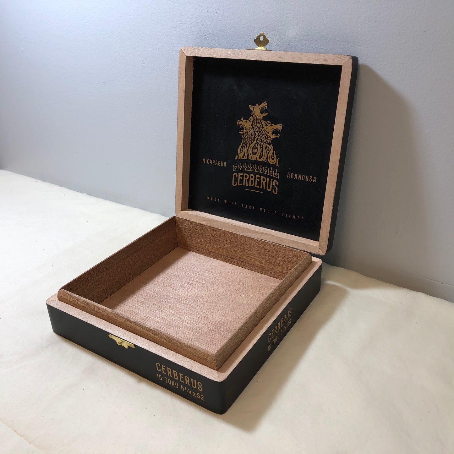 Cerberus Toro Empty Wooden Cigar Box 7.5x7.5x2