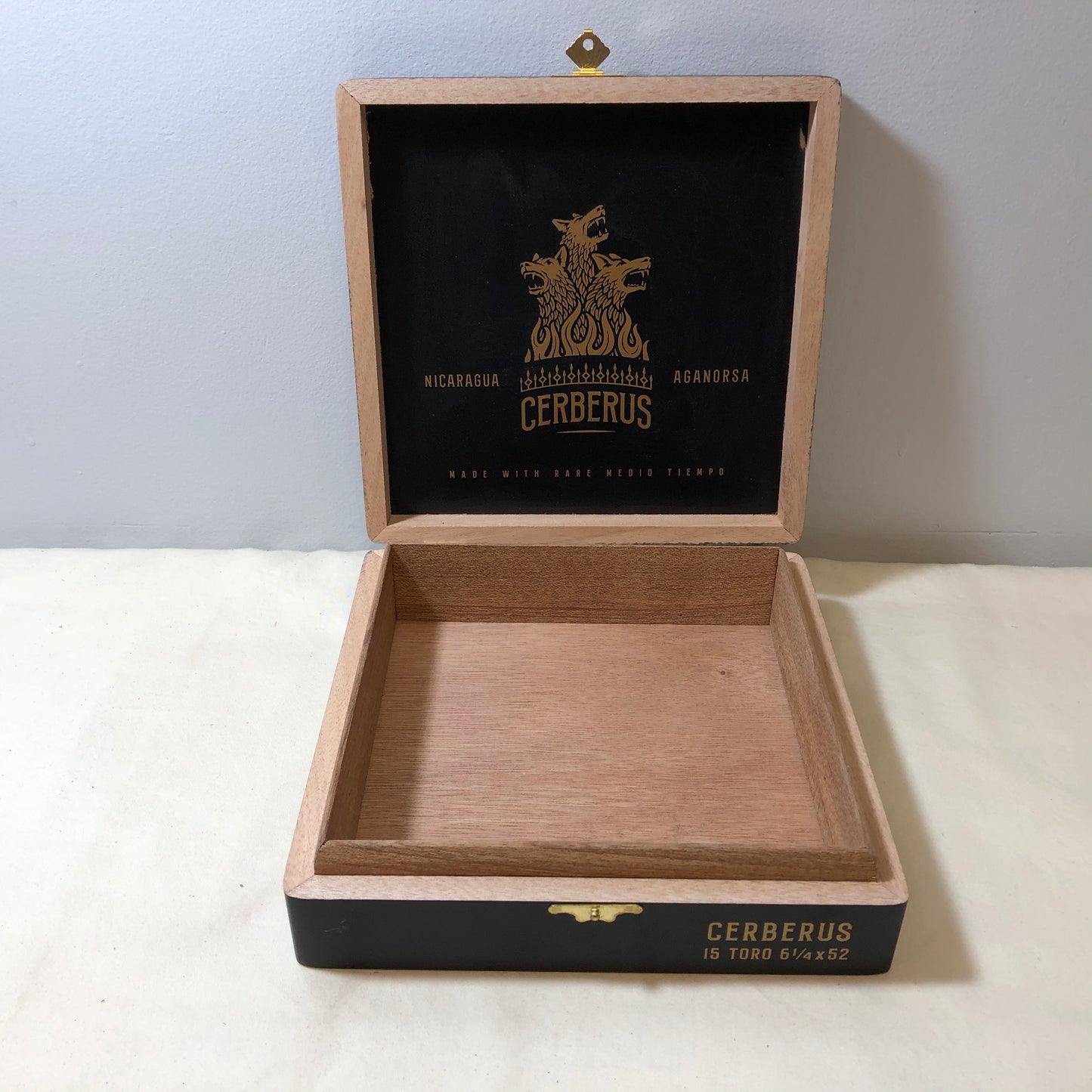 Cerberus Toro Empty Wooden Cigar Box 7.5x7.5x2