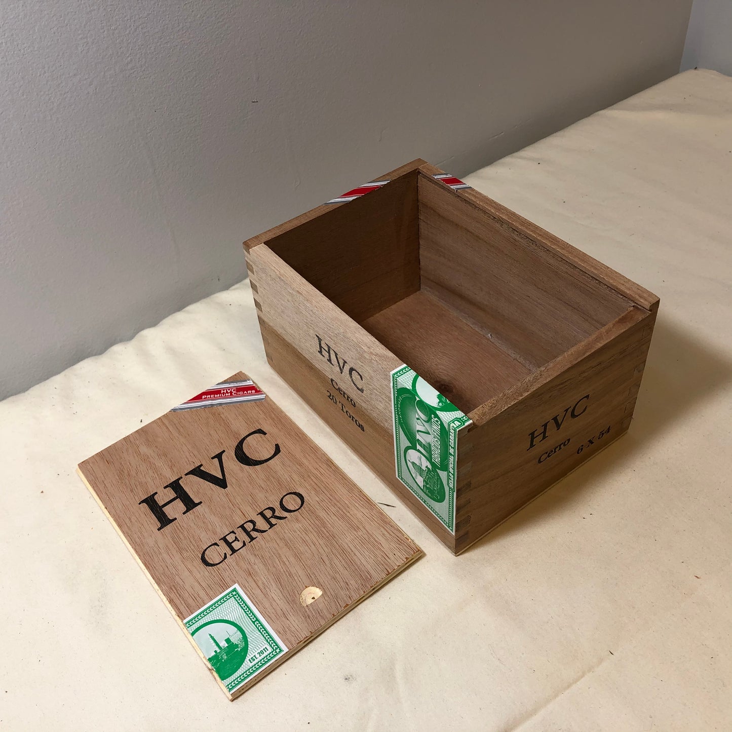 HVC Cerro Toro Empty Wooden Cigar Box 5x7x3.75