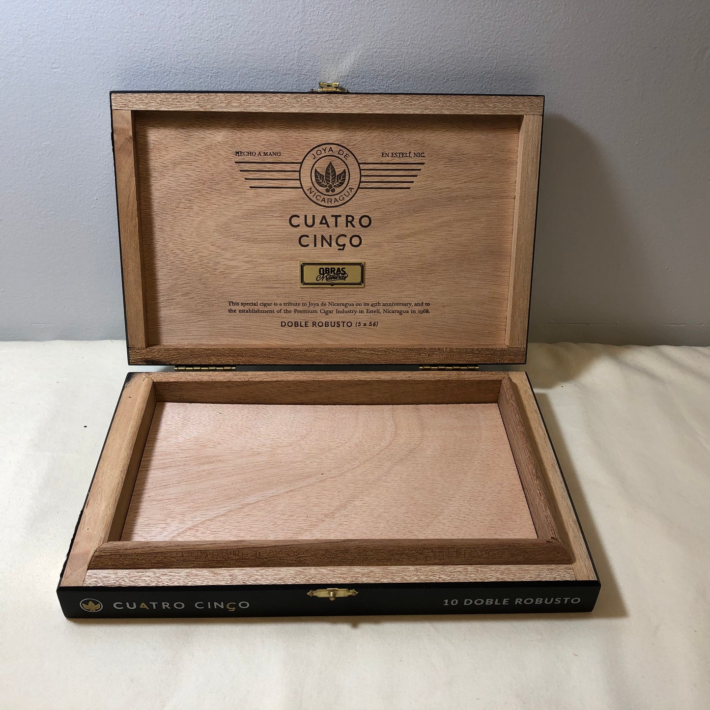 Joya De Nicaragua Cinco Doble Robusto Empty Wooden Cigar Box 10.5x7x1.5