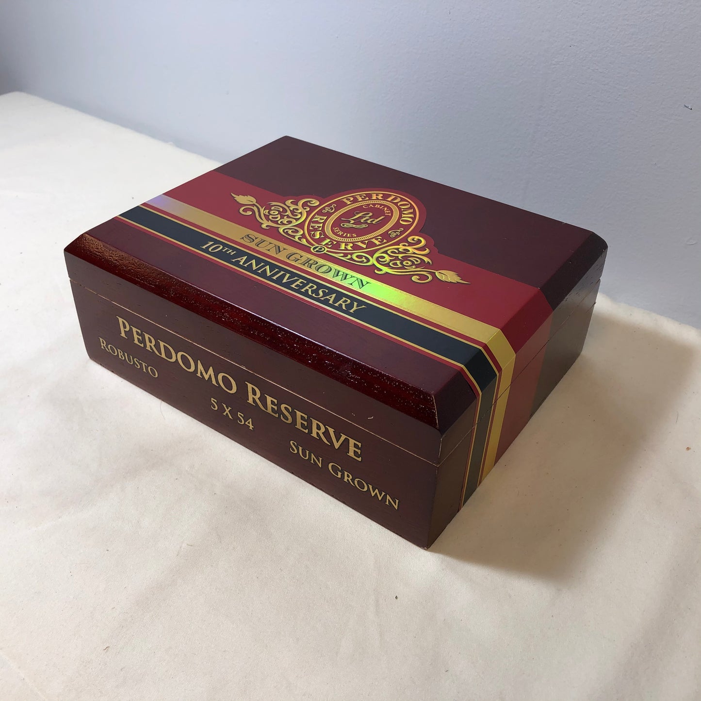 Perdomo 10th Anniversary Sun Grown Robusto Empty Wooden Cigar Box 8x6.25x3