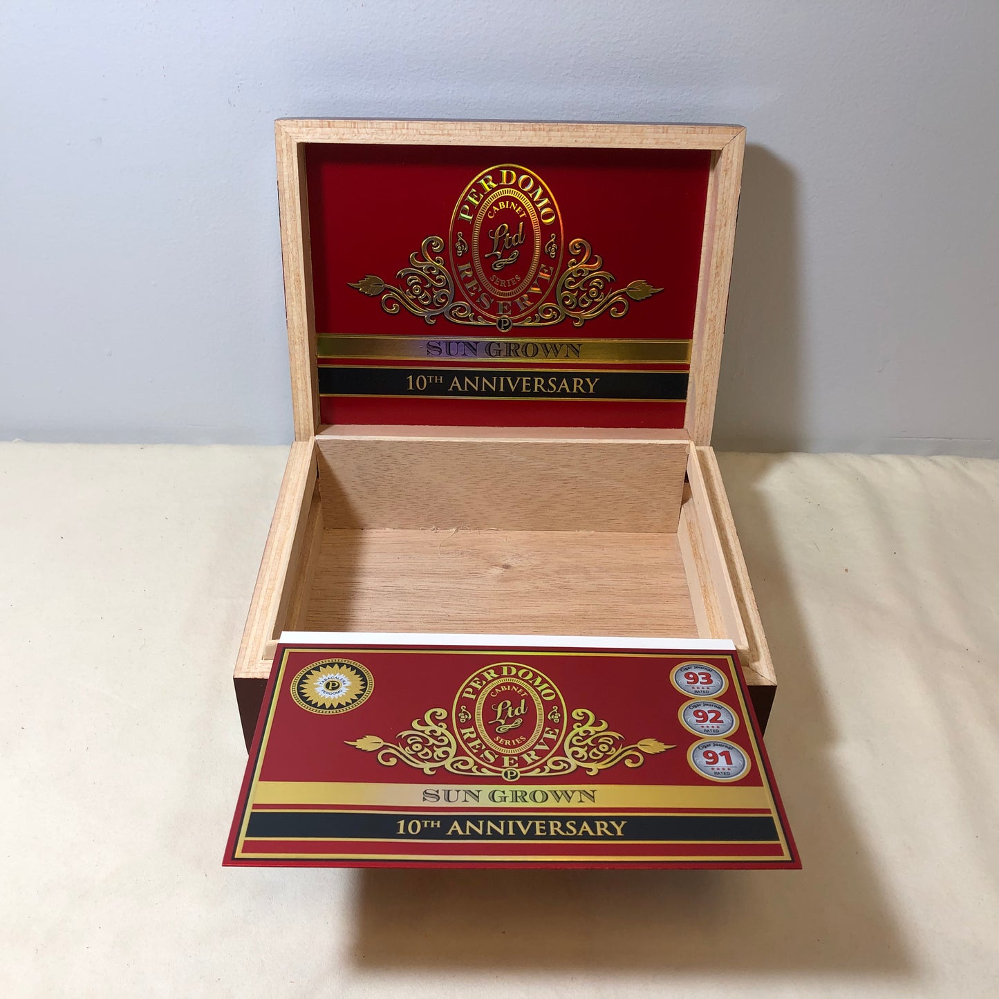 Perdomo 10th Anniversary Sun Grown Robusto Empty Wooden Cigar Box 8x6.25x3