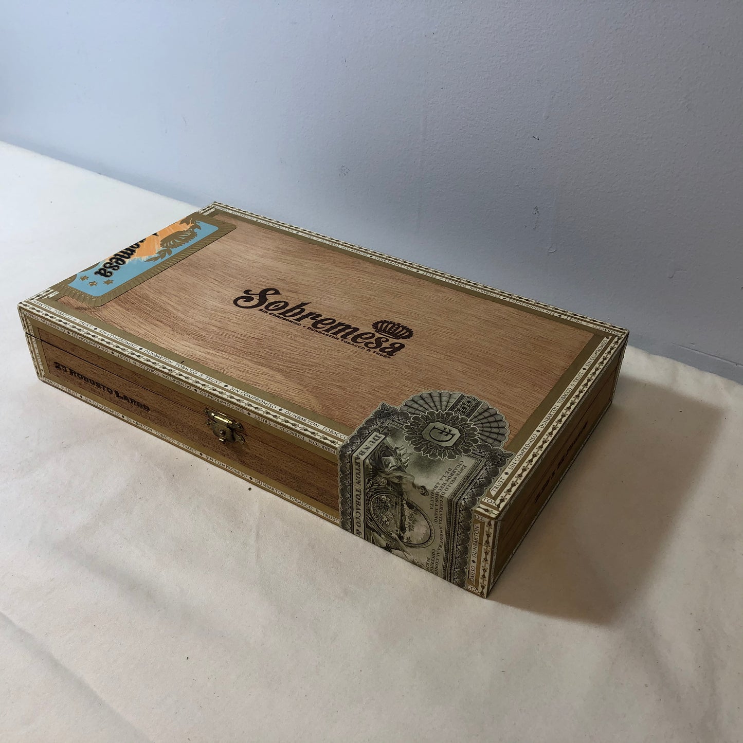 Dunbarton Sobremesa Robusto Largo Empty Wooden Cigar Box 11.5x6.5x2