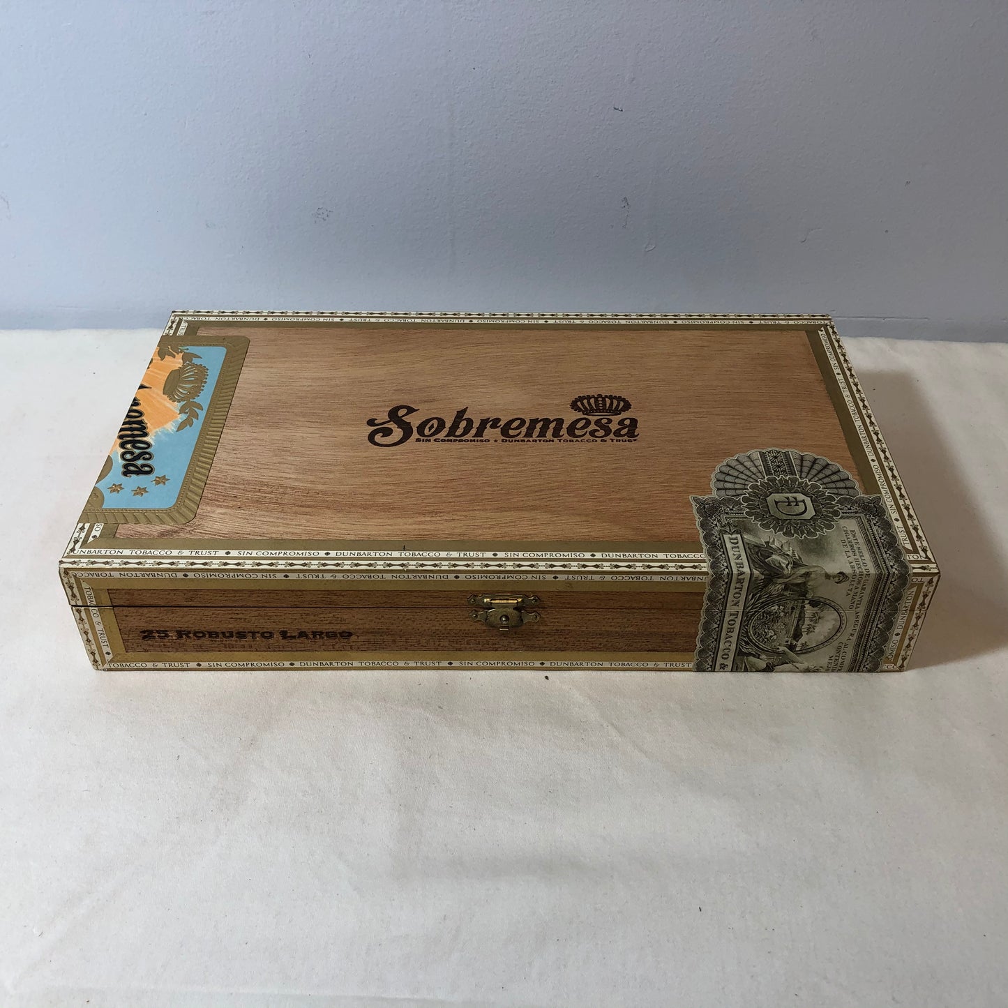 Dunbarton Sobremesa Robusto Largo Empty Wooden Cigar Box 11.5x6.5x2