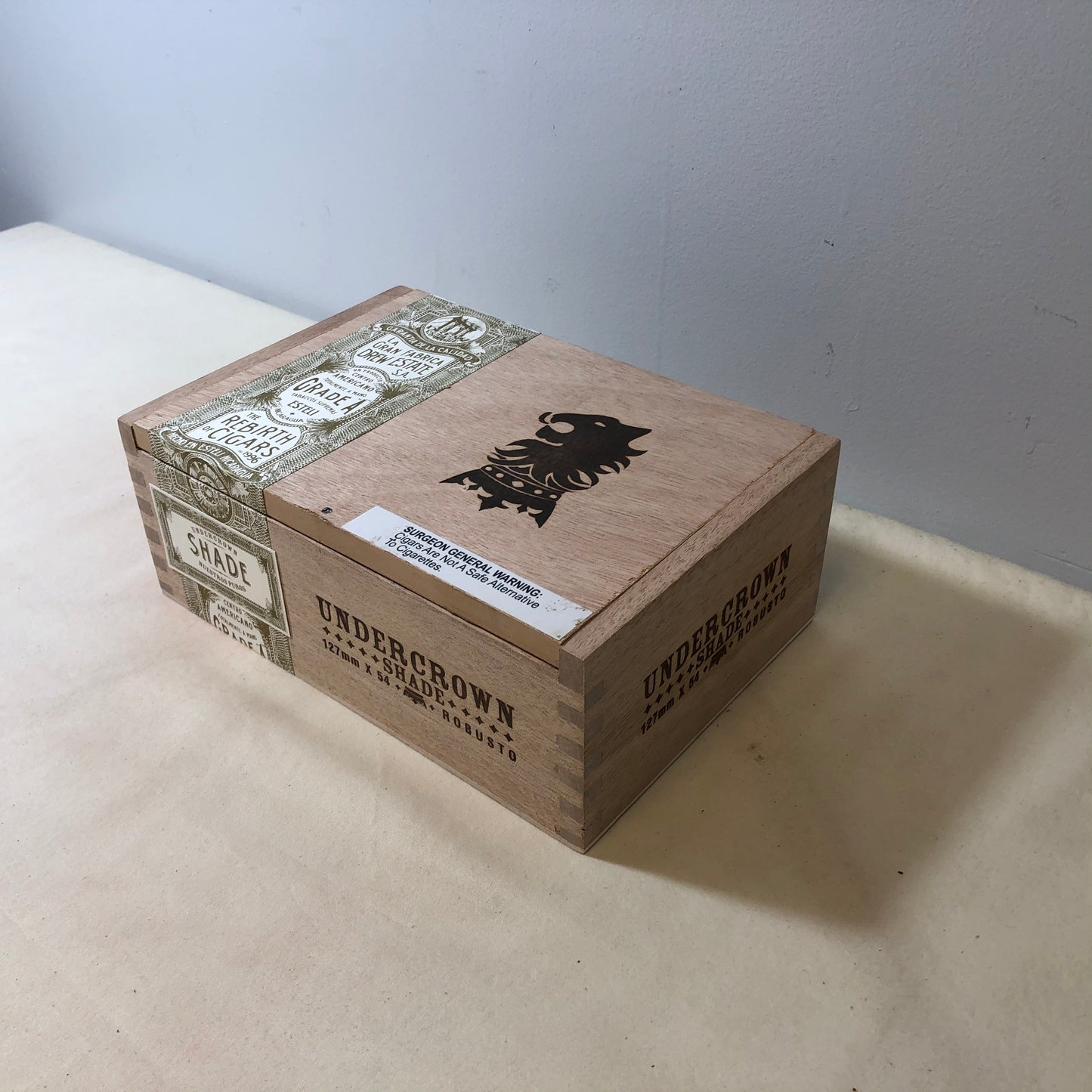 Undercrown Shade Robusto Empty Wooden Cigar Box 8.5x6x3.25