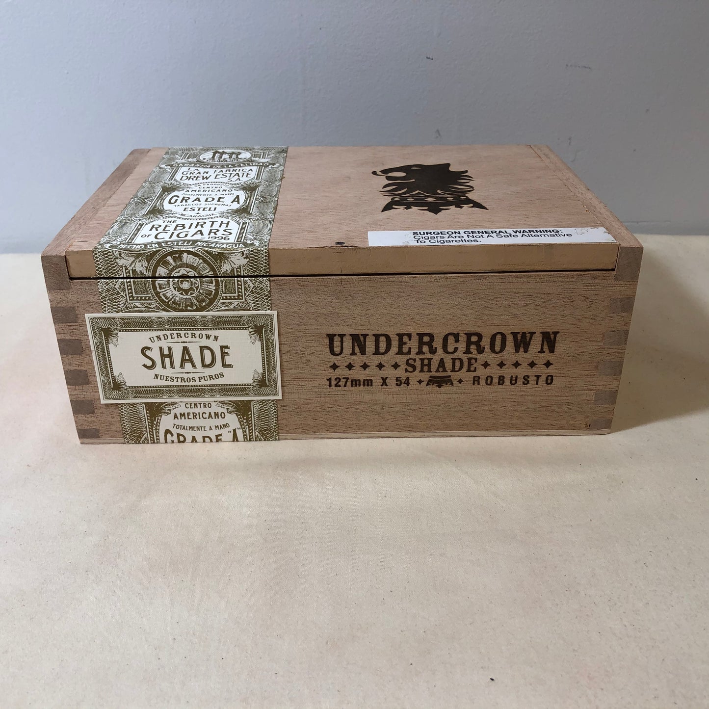 Undercrown Shade Robusto Empty Wooden Cigar Box 8.5x6x3.25