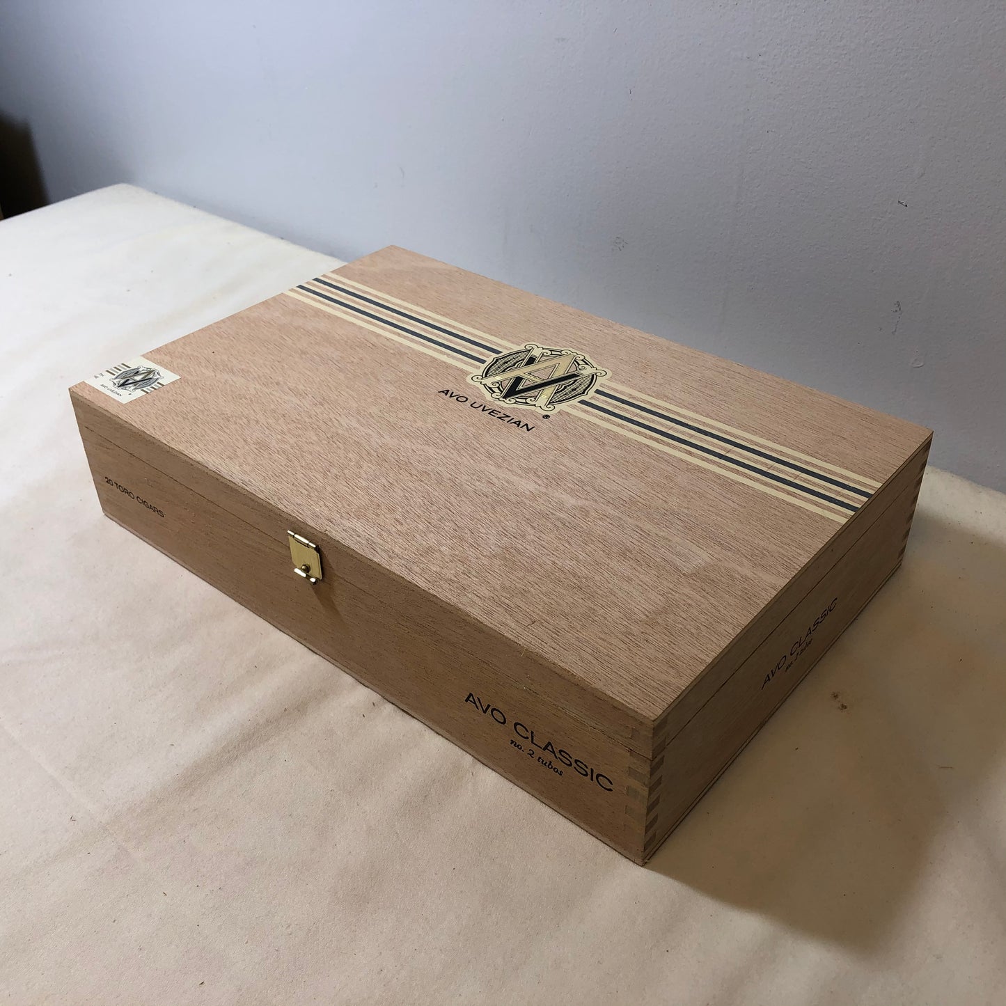 Avo Classic No2 Toro Tubo Empty Wooden Cigar Box 11x7.25x2.5