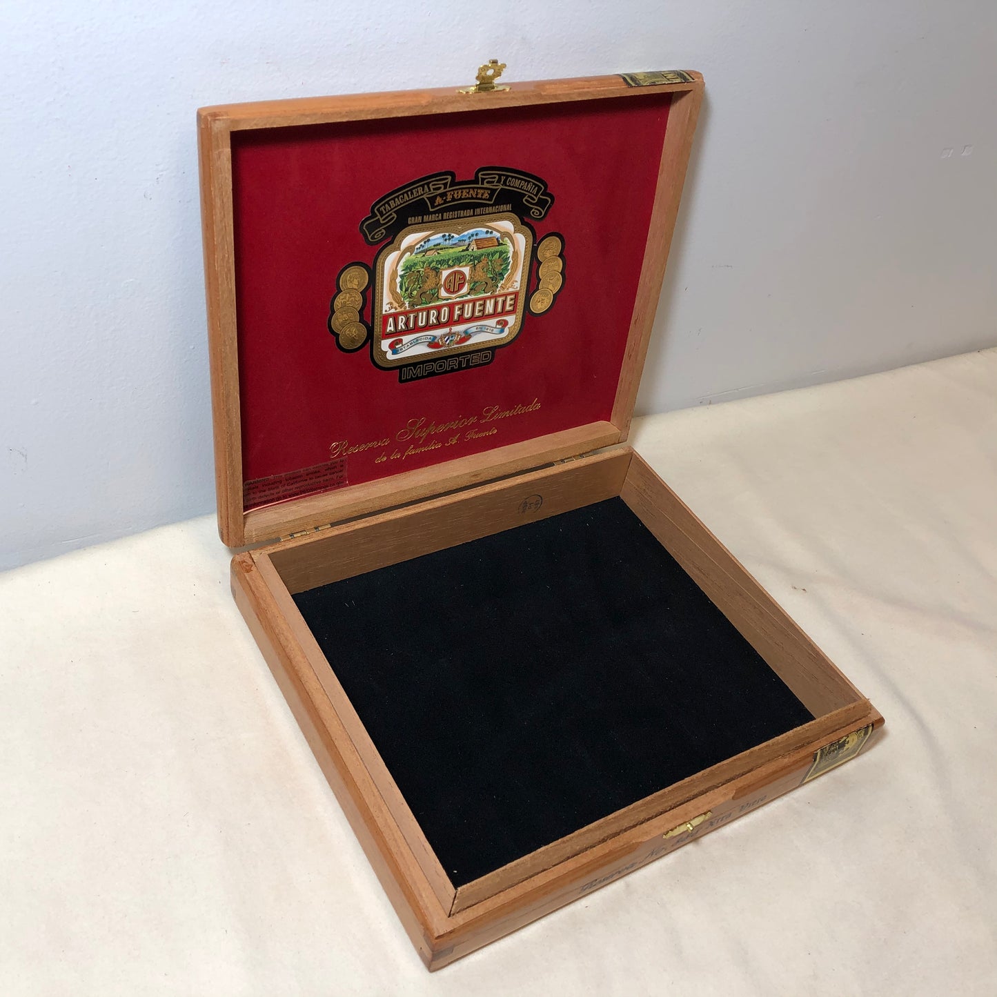 Arturo Fuente Anejo 888 Empty Wooden Cigar Box 9.5x8x2