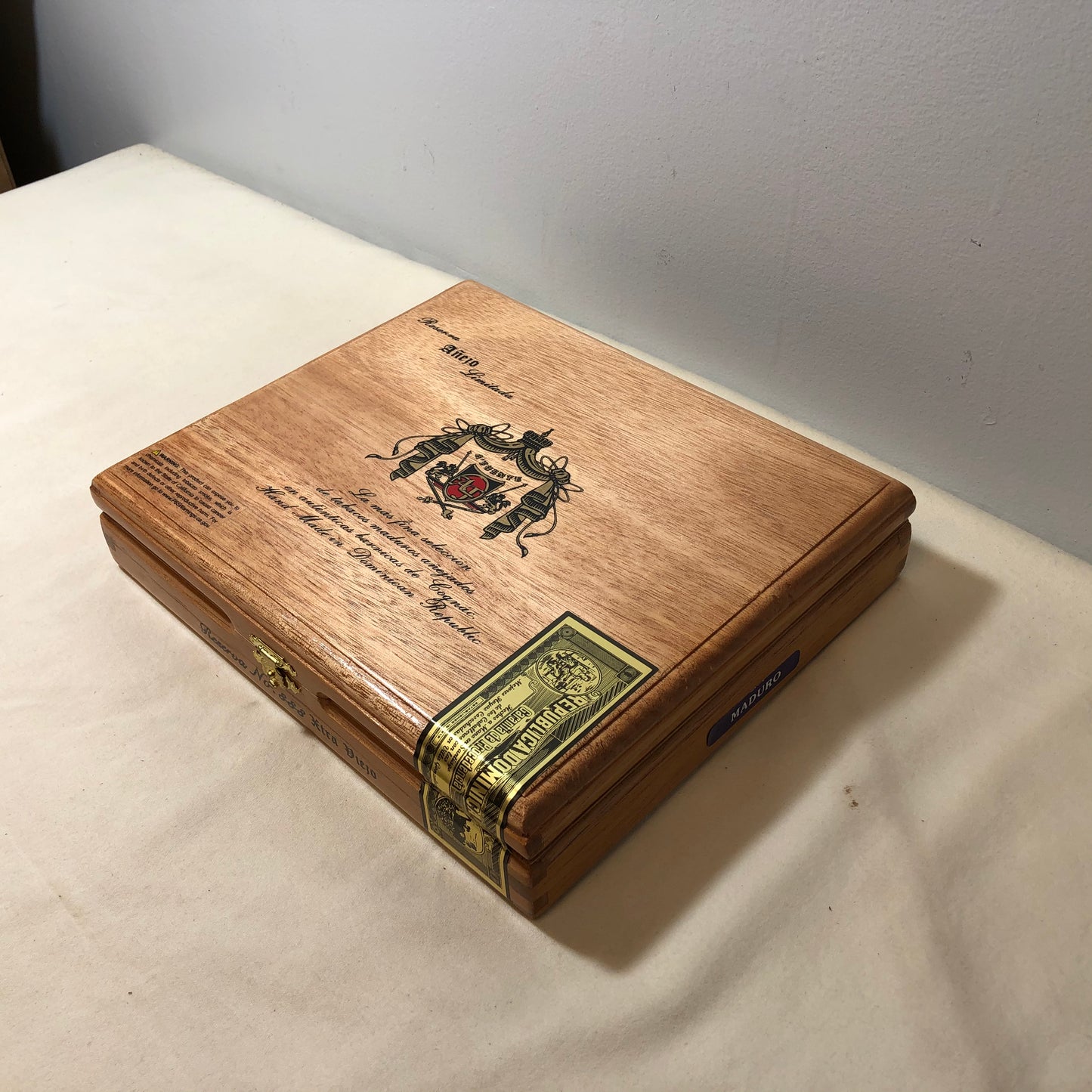 Arturo Fuente Anejo 888 Empty Wooden Cigar Box 9.5x8x2