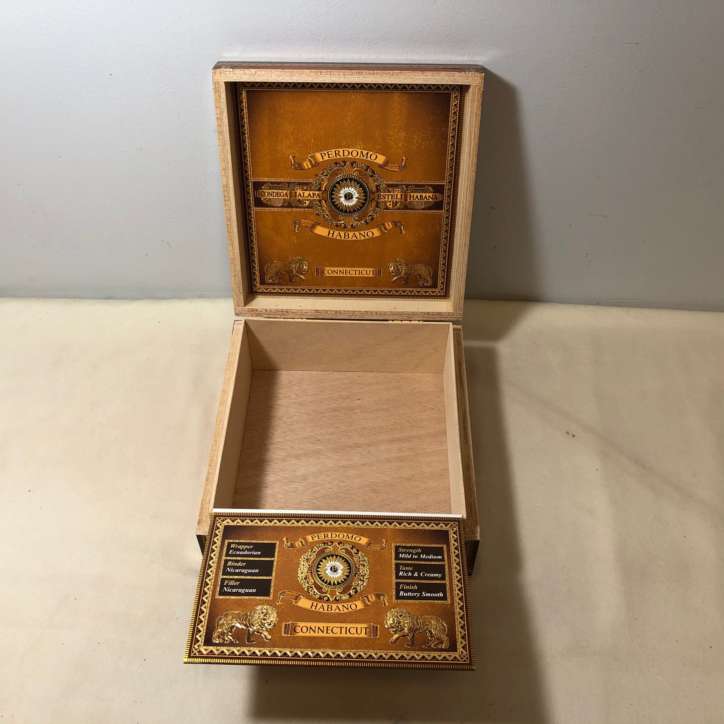 Perdomo Bourbon Barrel Aged Conn Churchill Empty Wooden Cigar Box 7.75x8x3