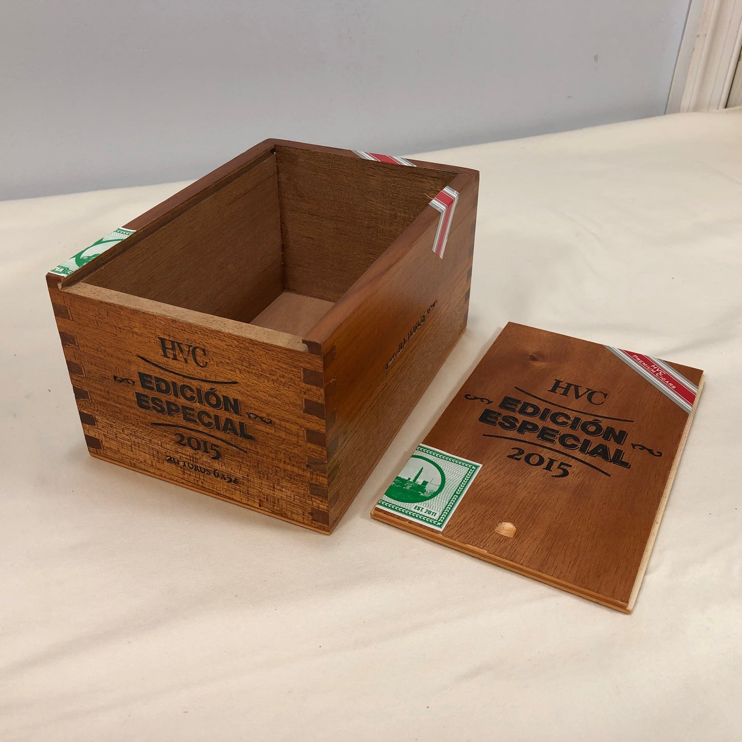 HVC Edicion Especial 2015 Empty Wooden Cigar Box 4.75x7x3.75