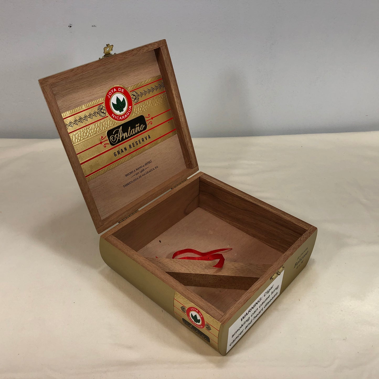 Joya De Nicaragua Antano Belicoso Empty Wooden Cigar Box 7x6.75x2.75