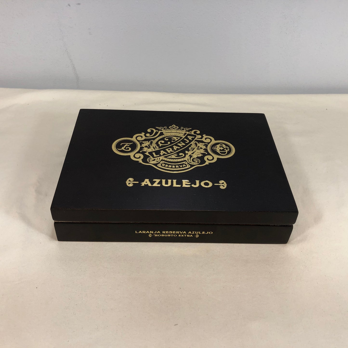 Espinosa Laranja Azulejo Robusto Extra Empty Wooden Cigar Box 9x6.5x2