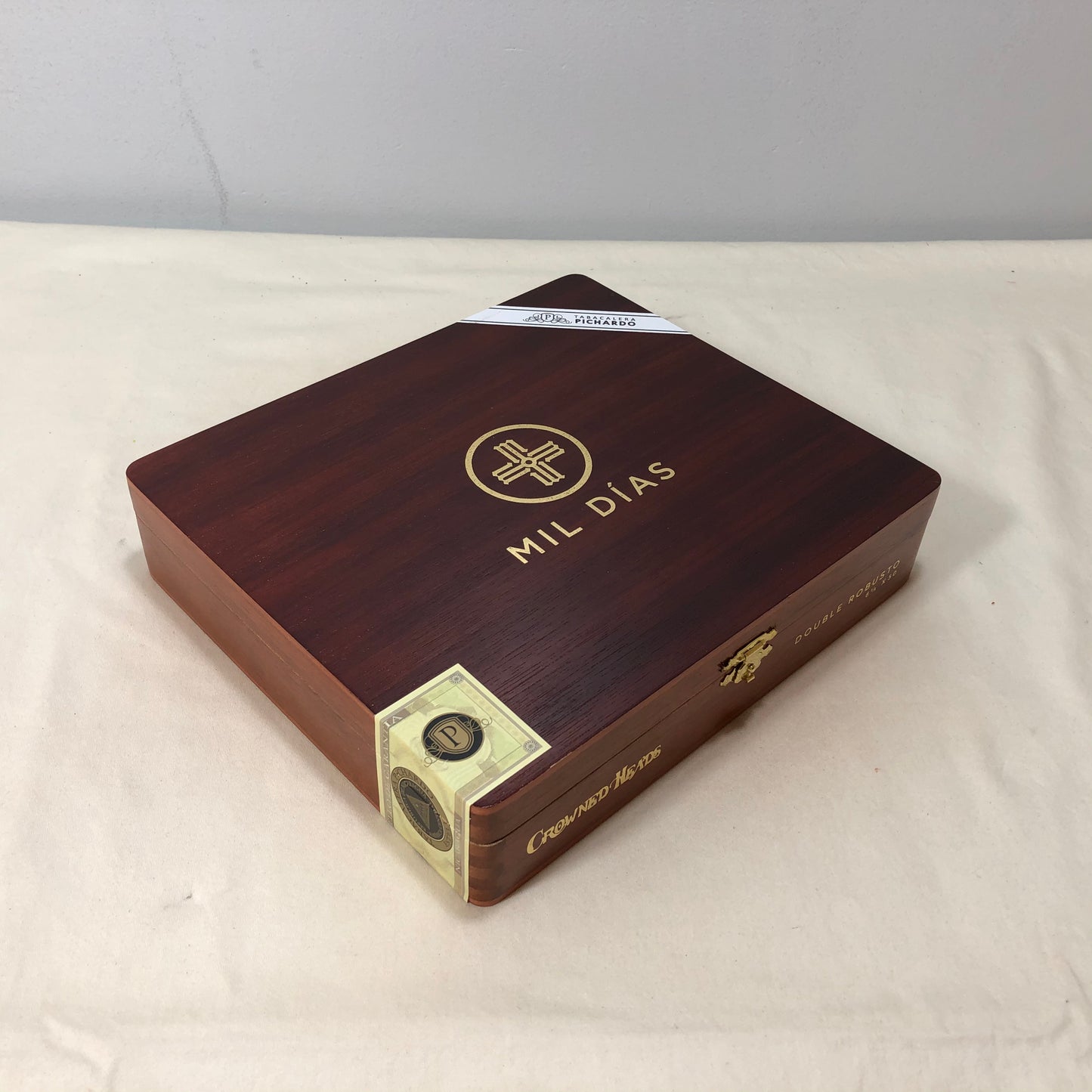 Mil Dias Double Robusto Empty Wooden Cigar Box 8.75x7.75x1.75