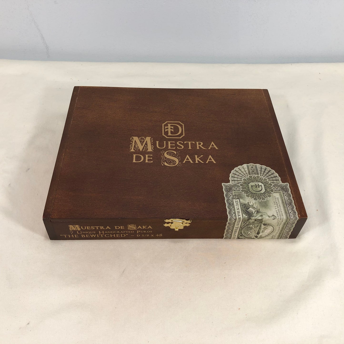 Muestra De Saka The Bewitched Empty Wooden Cigar Box 9.75x8x1.5