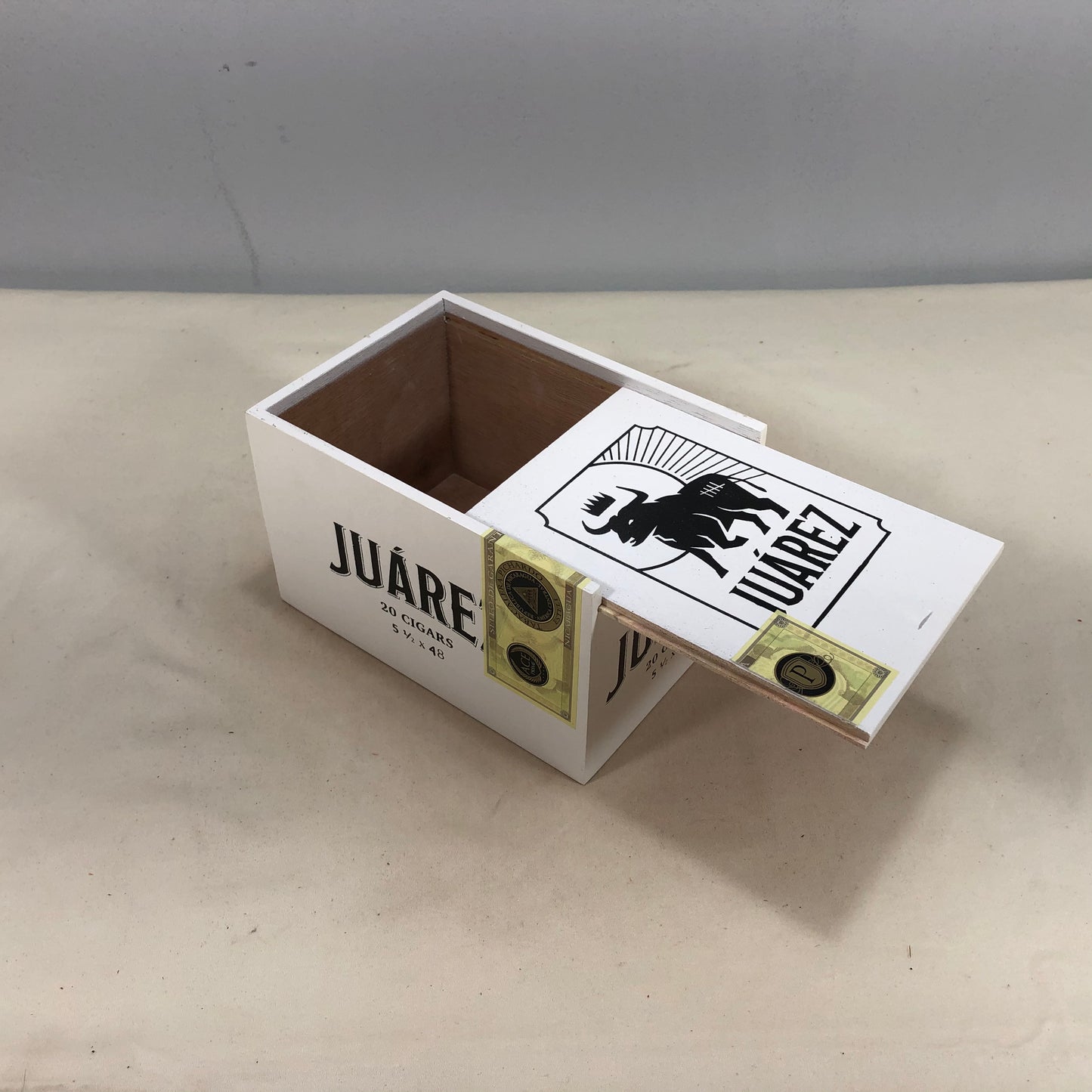 Juarez Empty Wooden Cigar Box 4.25x6.25x3.75