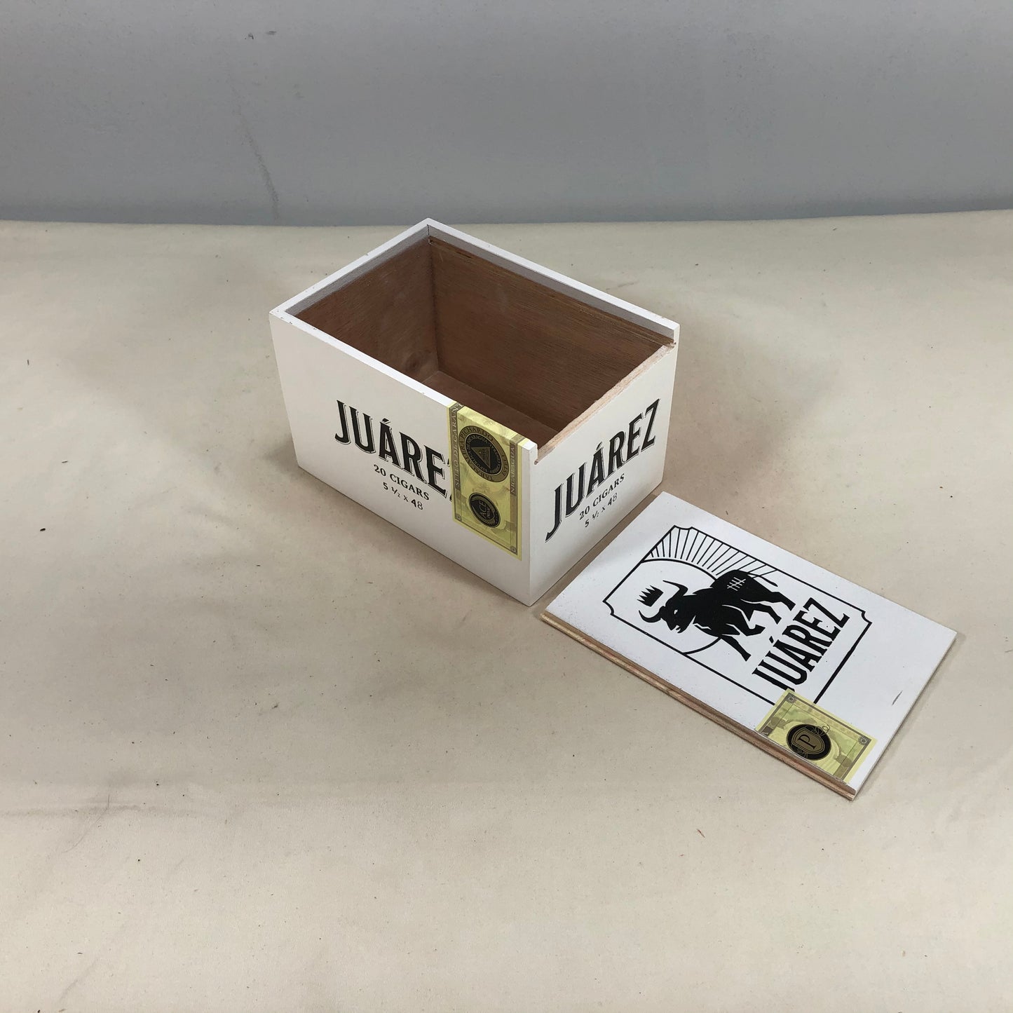 Juarez Empty Wooden Cigar Box 4.25x6.25x3.75