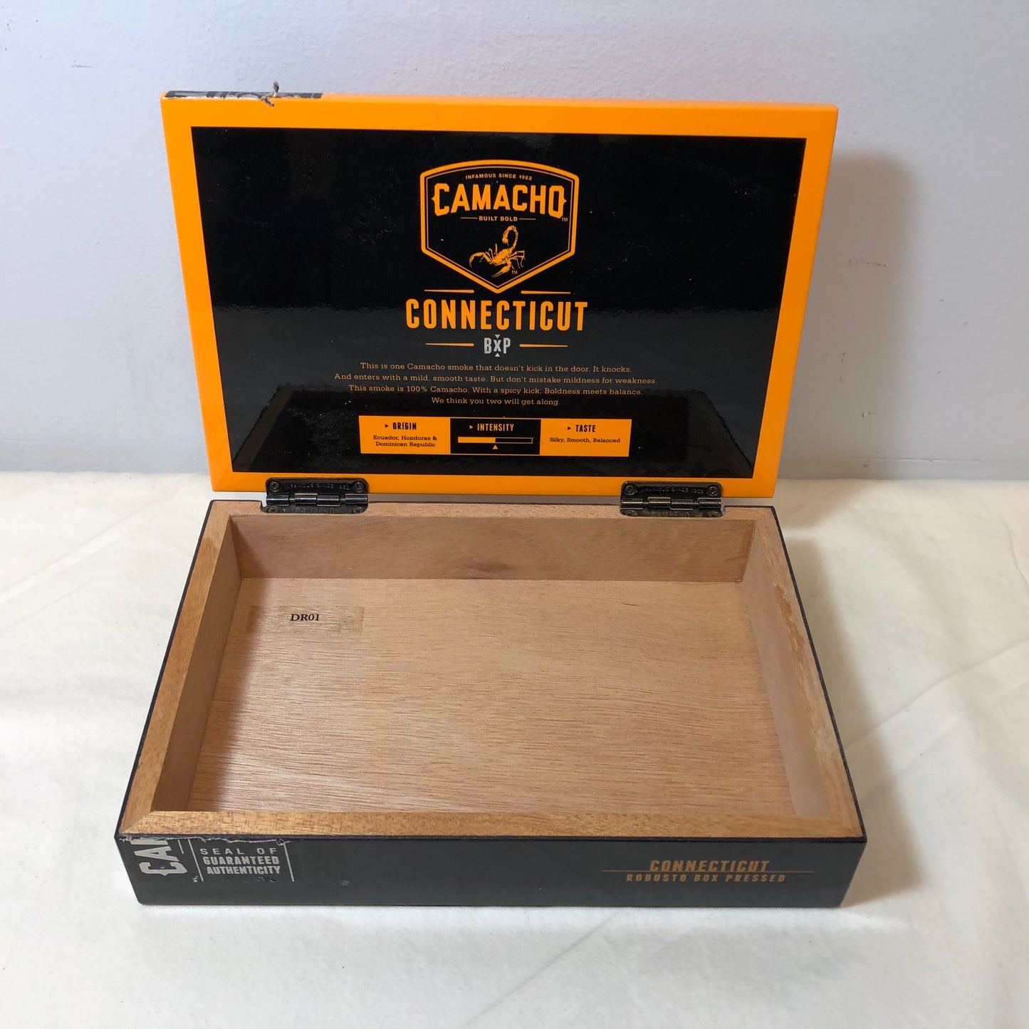 Camacho Connecticut Robusto Box Pressed Empty Wooden Cigar Box 8.75x6x2