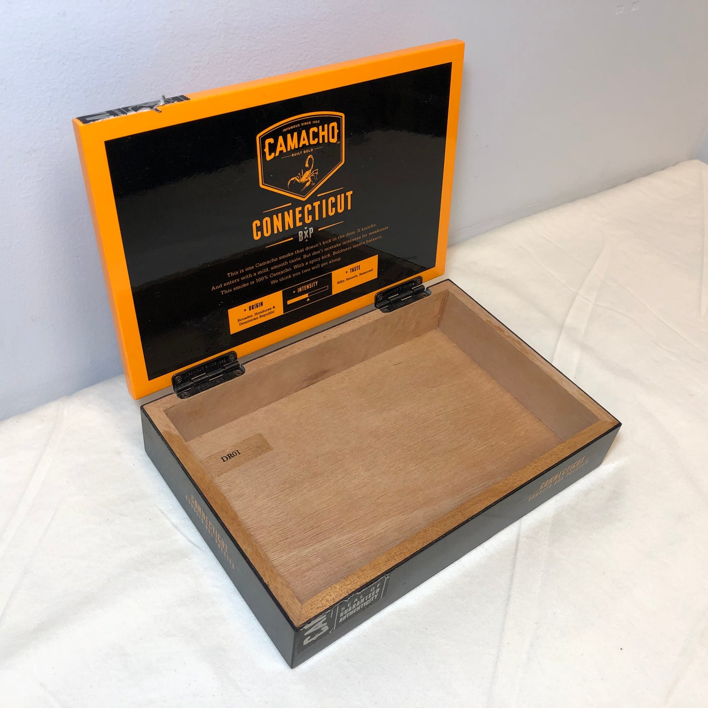 Camacho Connecticut Robusto Box Pressed Empty Wooden Cigar Box 8.75x6x2