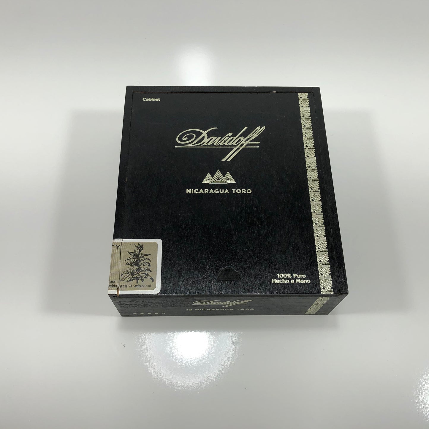 Davidoff Nicaragua Toro Empty Wooden Cigar Box 5.5x6.25x2