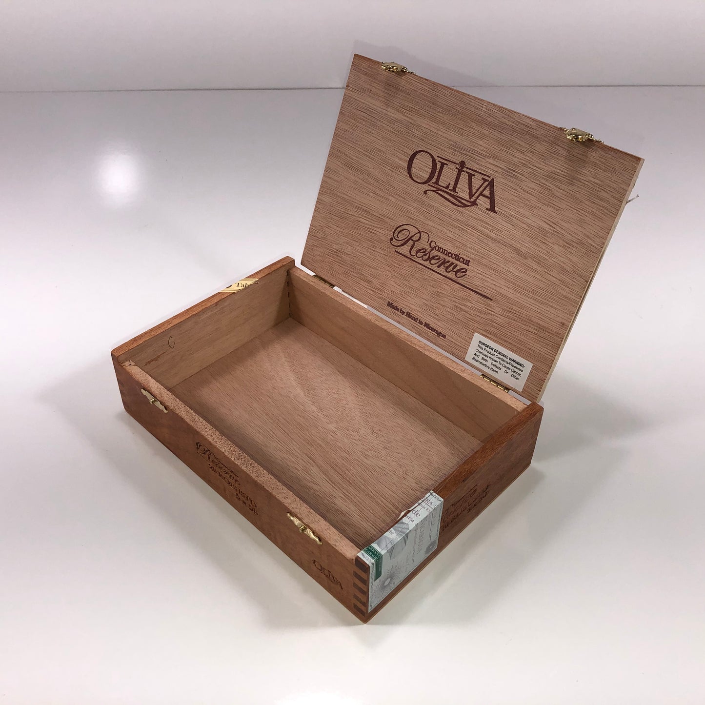 Oliva Reserve Connecticut Robusto Empty Wooden Cigar Box 8.5x6x2