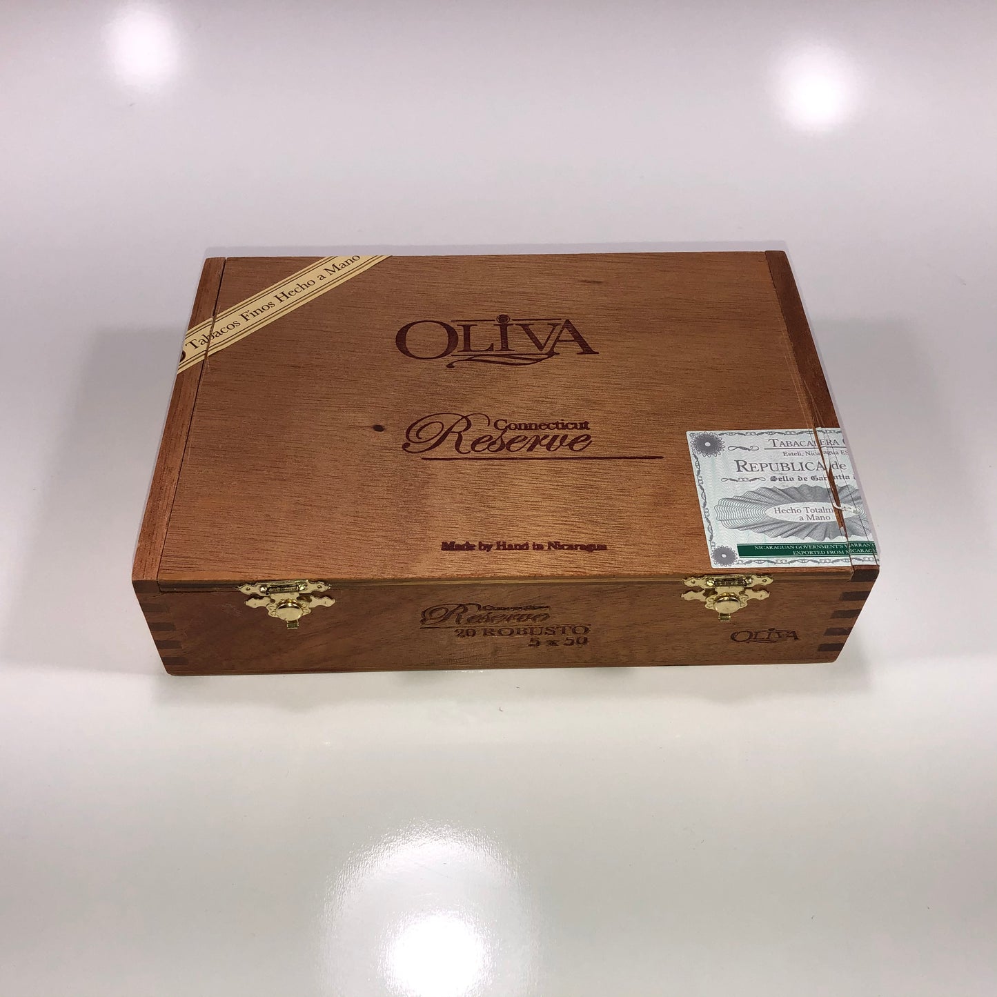 Oliva Reserve Connecticut Robusto Empty Wooden Cigar Box 8.5x6x2