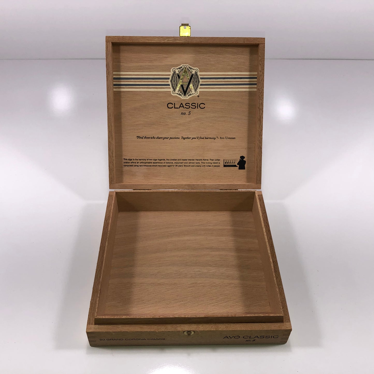 Avo Classic Corona Empty Wooden Cigar Box 8.25x8x2