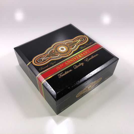 Perdomo 20th Anniversary Maduro Churchill Empty Wooden Cigar Box 8x8.25x3