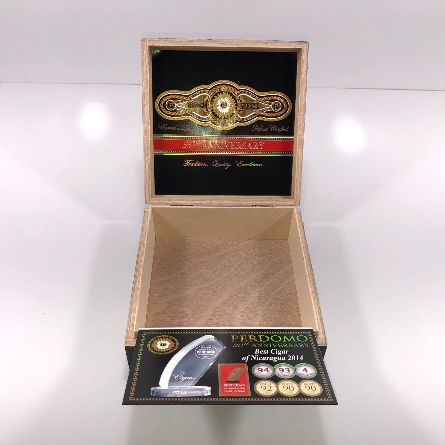 Perdomo 20th Anniversary Maduro Churchill Empty Wooden Cigar Box 8x8.25x3