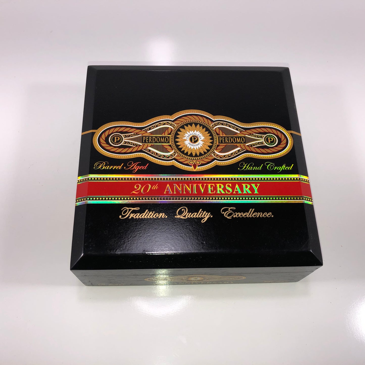 Perdomo 20th Anniversary Maduro Churchill Empty Wooden Cigar Box 8x8.25x3