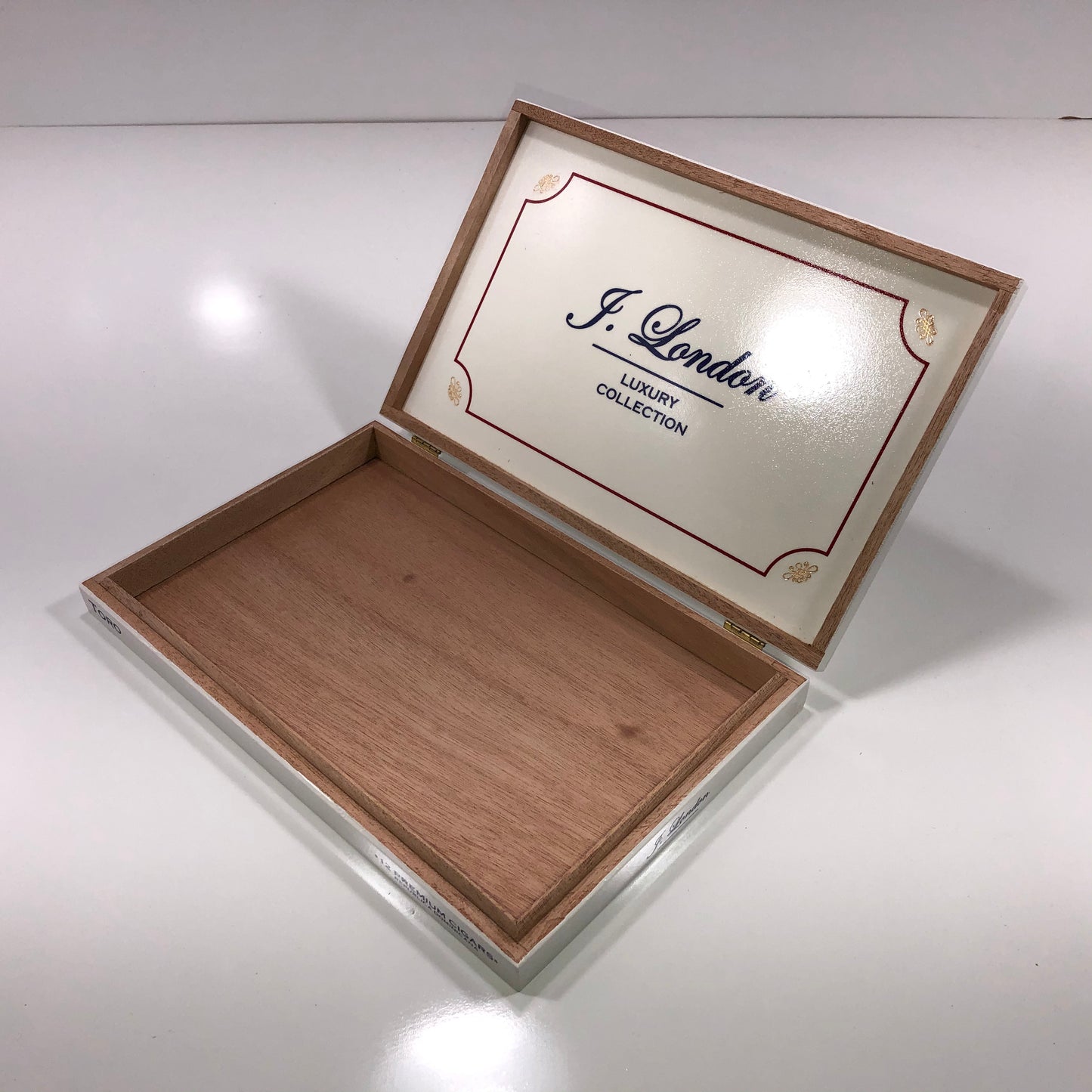 J London Luxury Collection Toro Empty Wooden Cigar Box 10.75x7x1.25