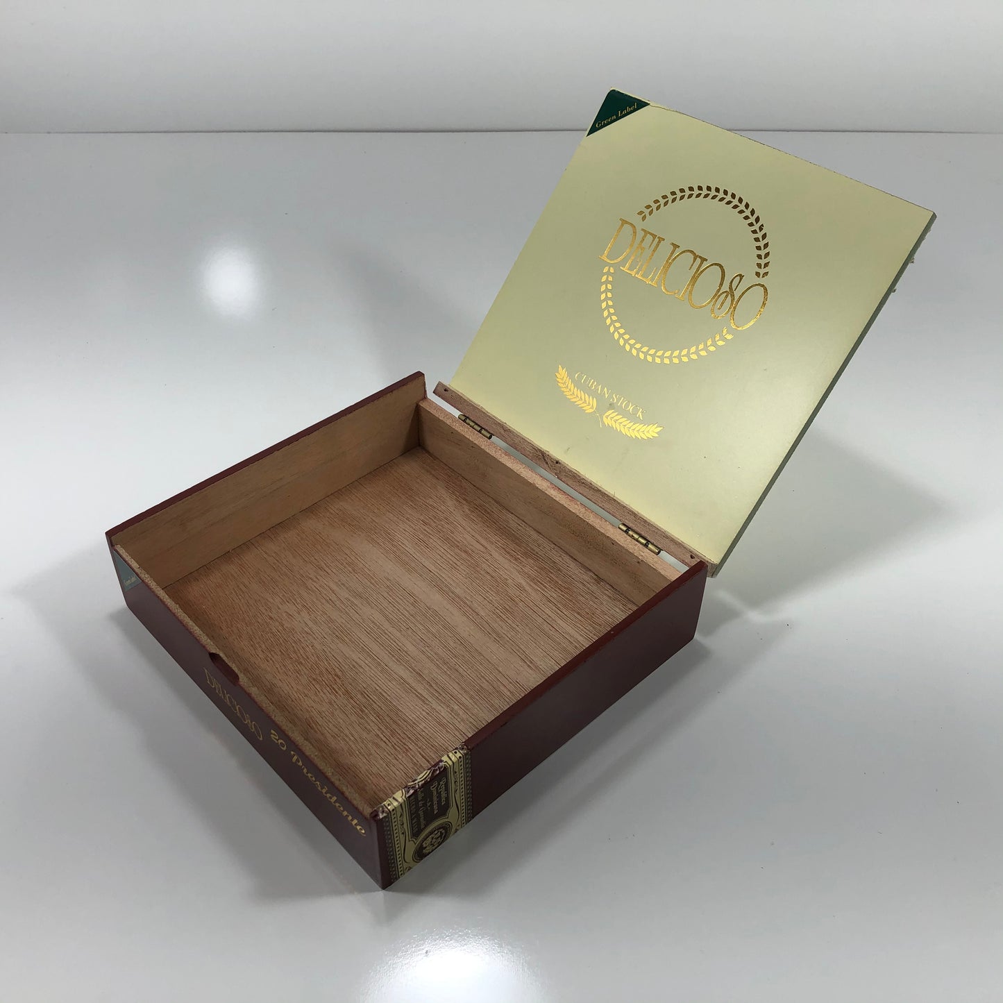 Delicioso Presidente Empty Wooden Cigar Box 8x7.75x2