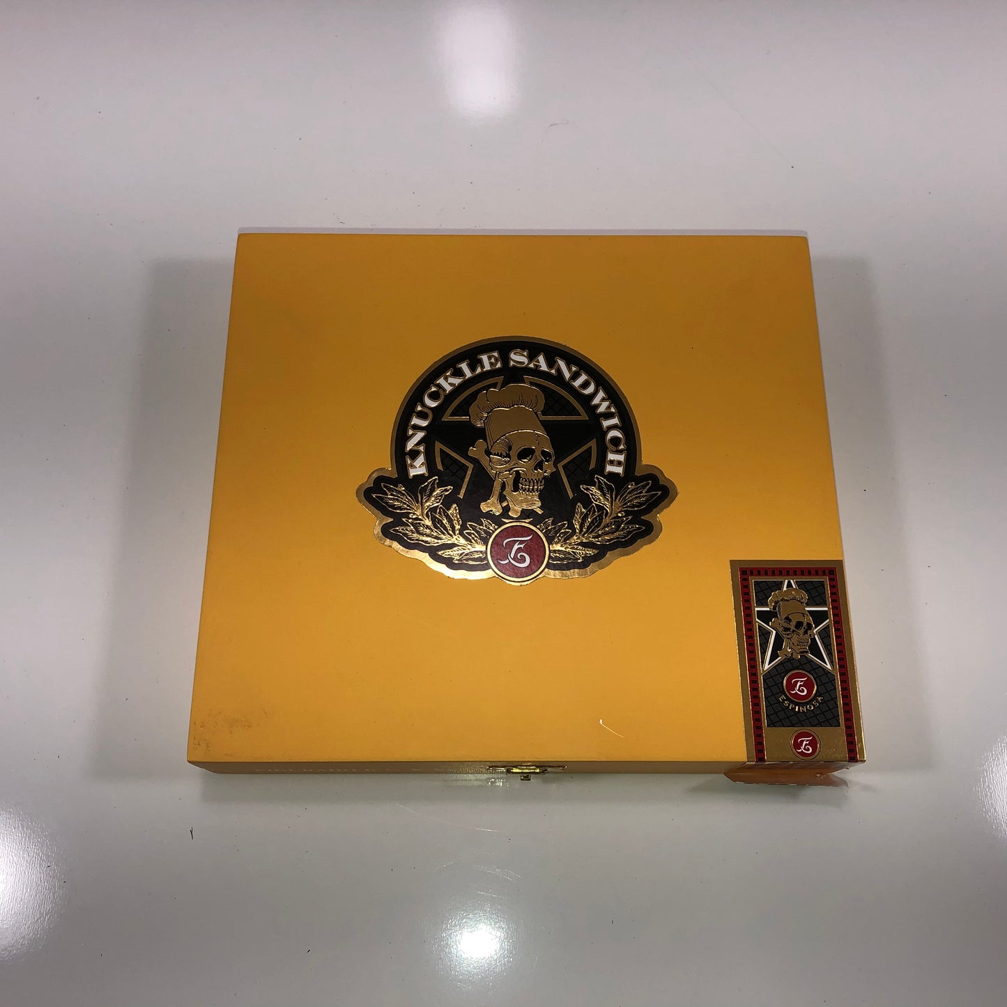 Guy Fieri Knuckle Sandwich Figurado Empty Wooden Cigar Box 8.25x7.5x1.5