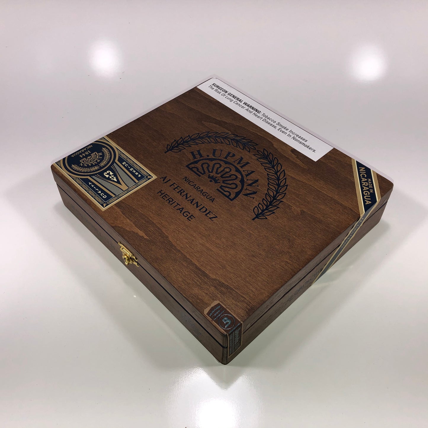 H Upmann Heritage Churchill Empty Wooden Cigar Box 9.25x8.25x2