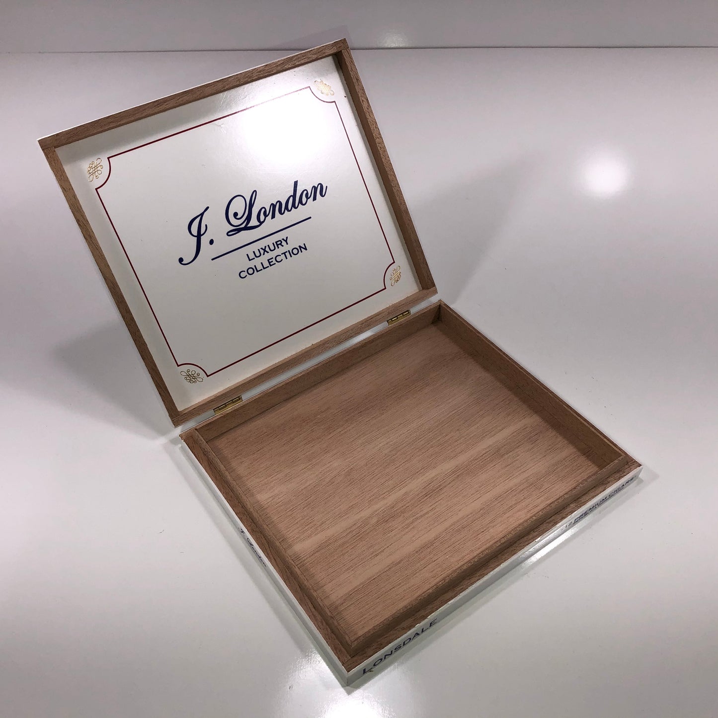 J London Luxury Collection Lonsdale Empty Wooden Cigar Box 8.5x7.5x1